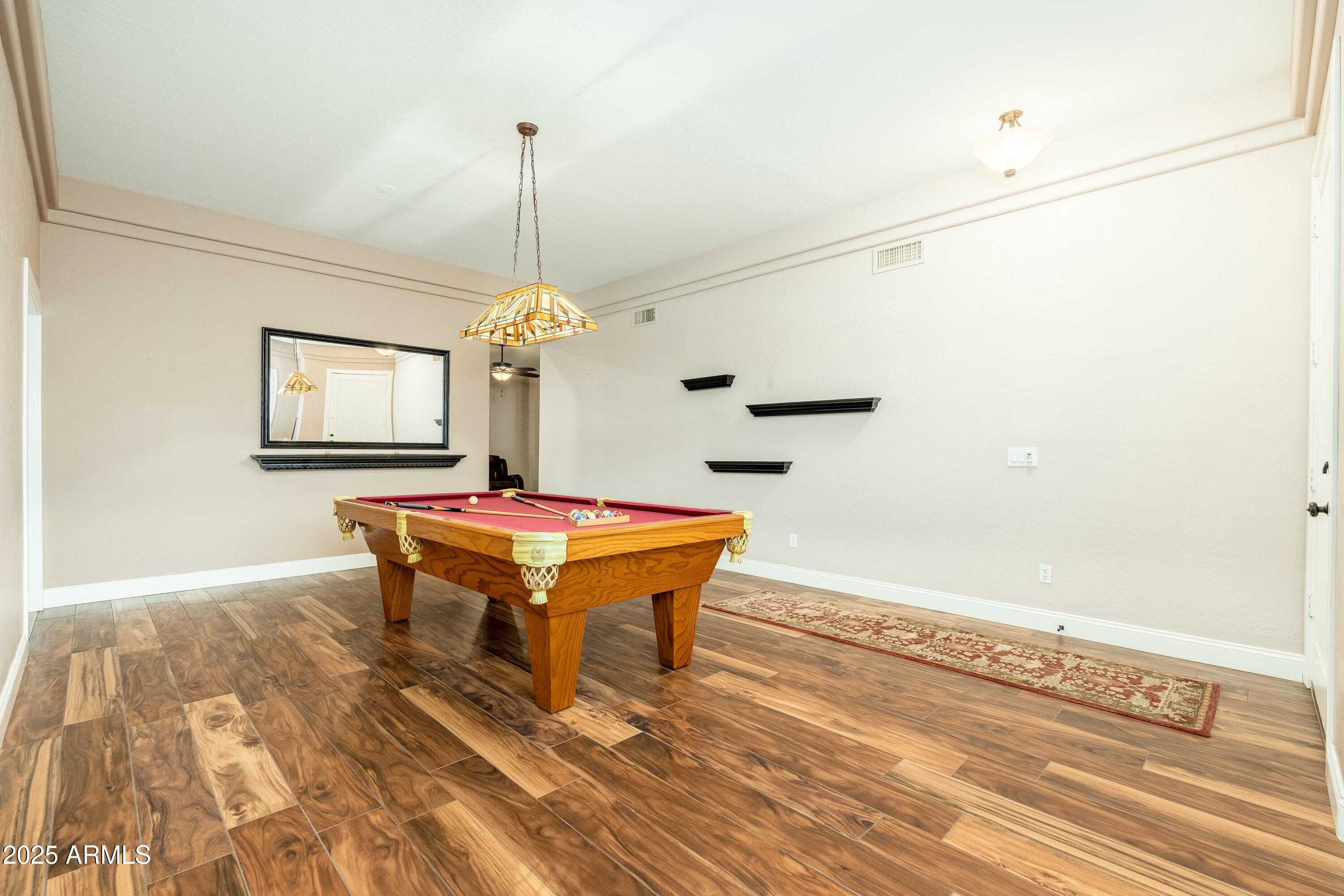 2257 W PERIWINKLE Way