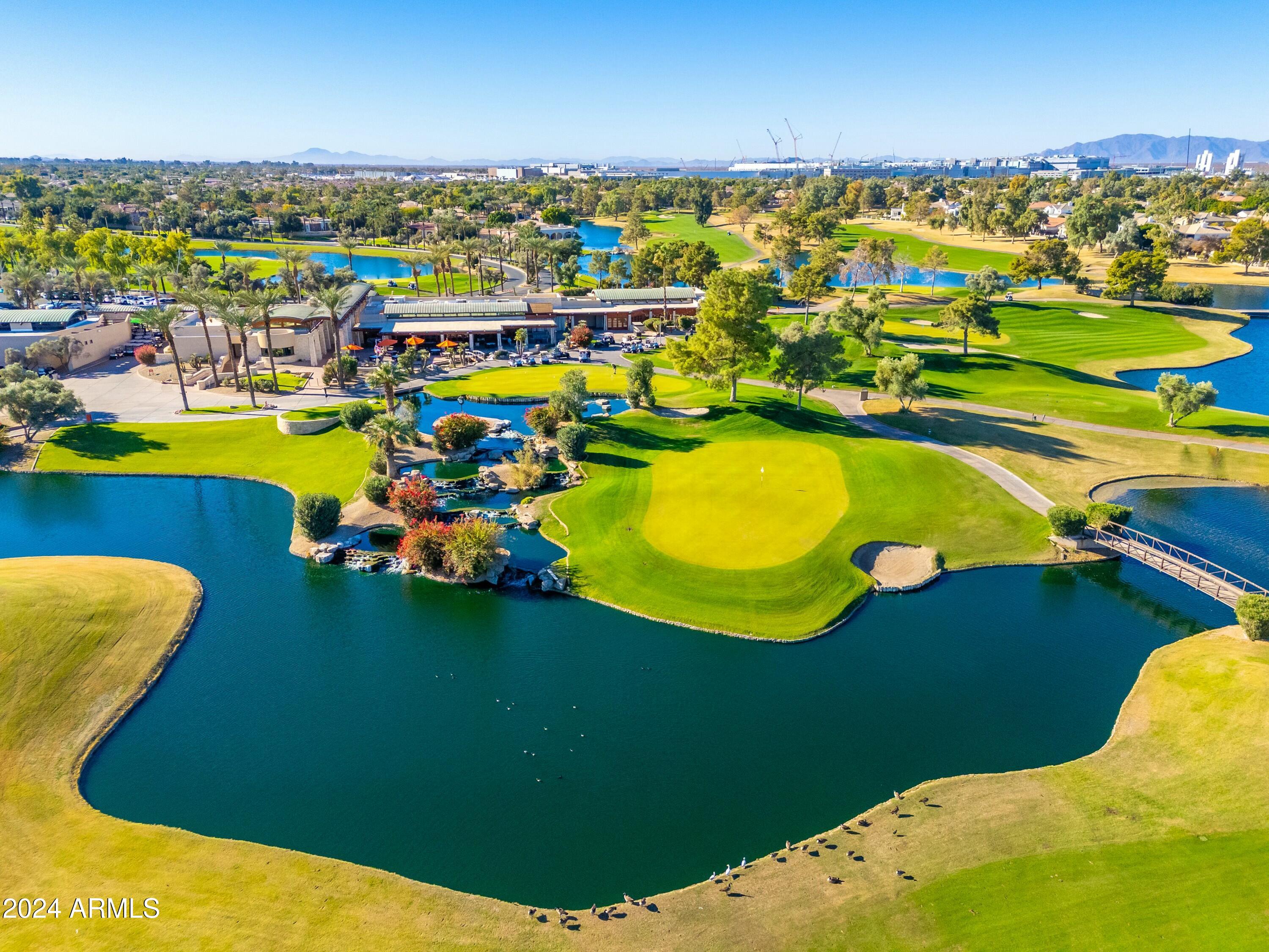 2257 W PERIWINKLE Way