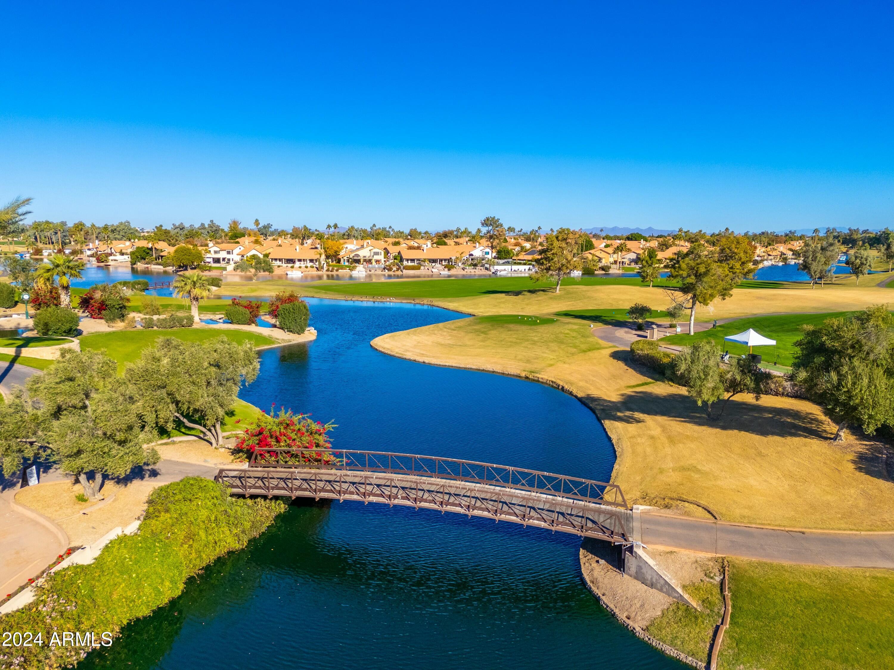 2257 W PERIWINKLE Way