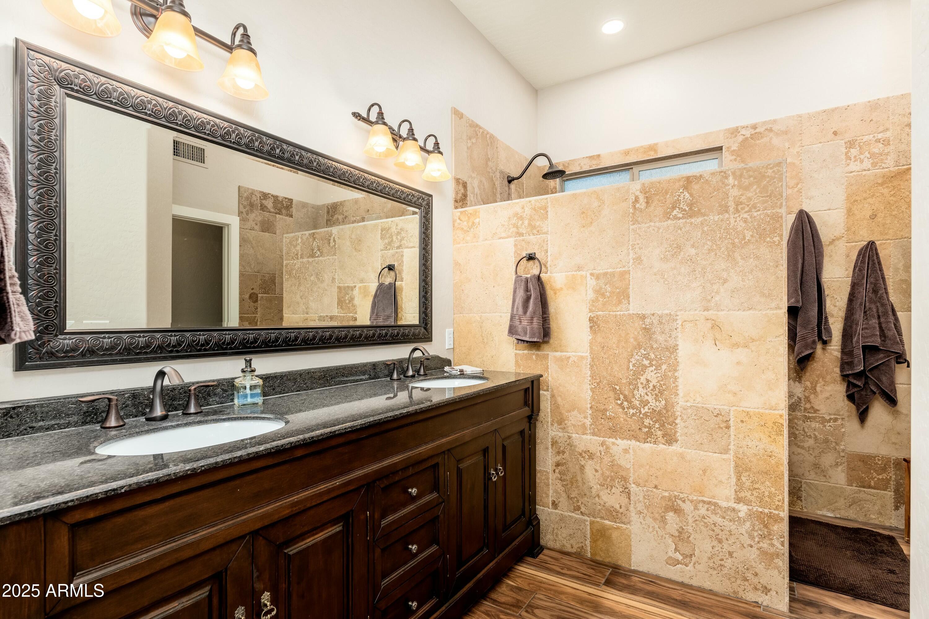 2257 W PERIWINKLE Way