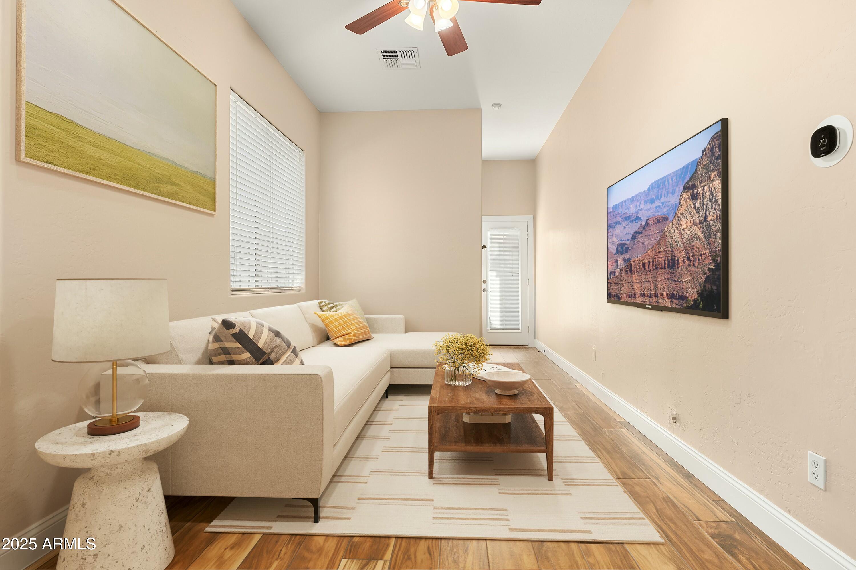 2257 W PERIWINKLE Way