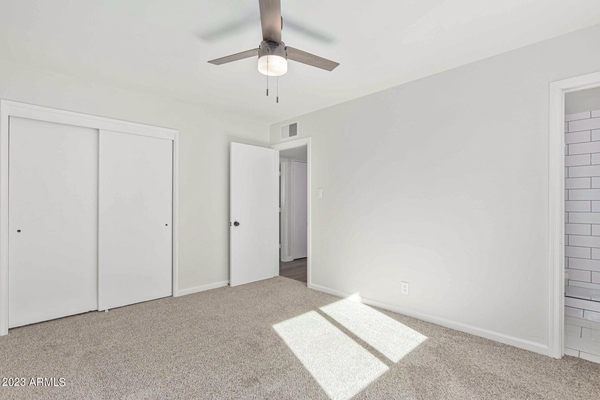 1325 E DON CARLOS Avenue