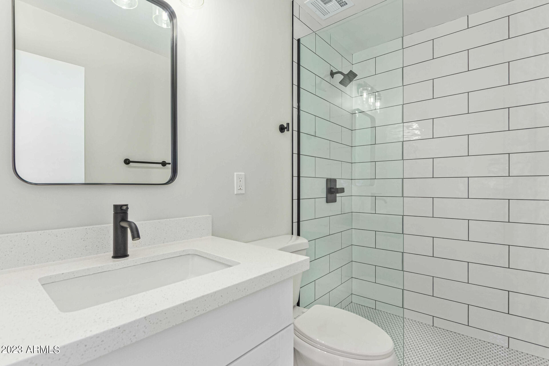 1325 E DON CARLOS Avenue