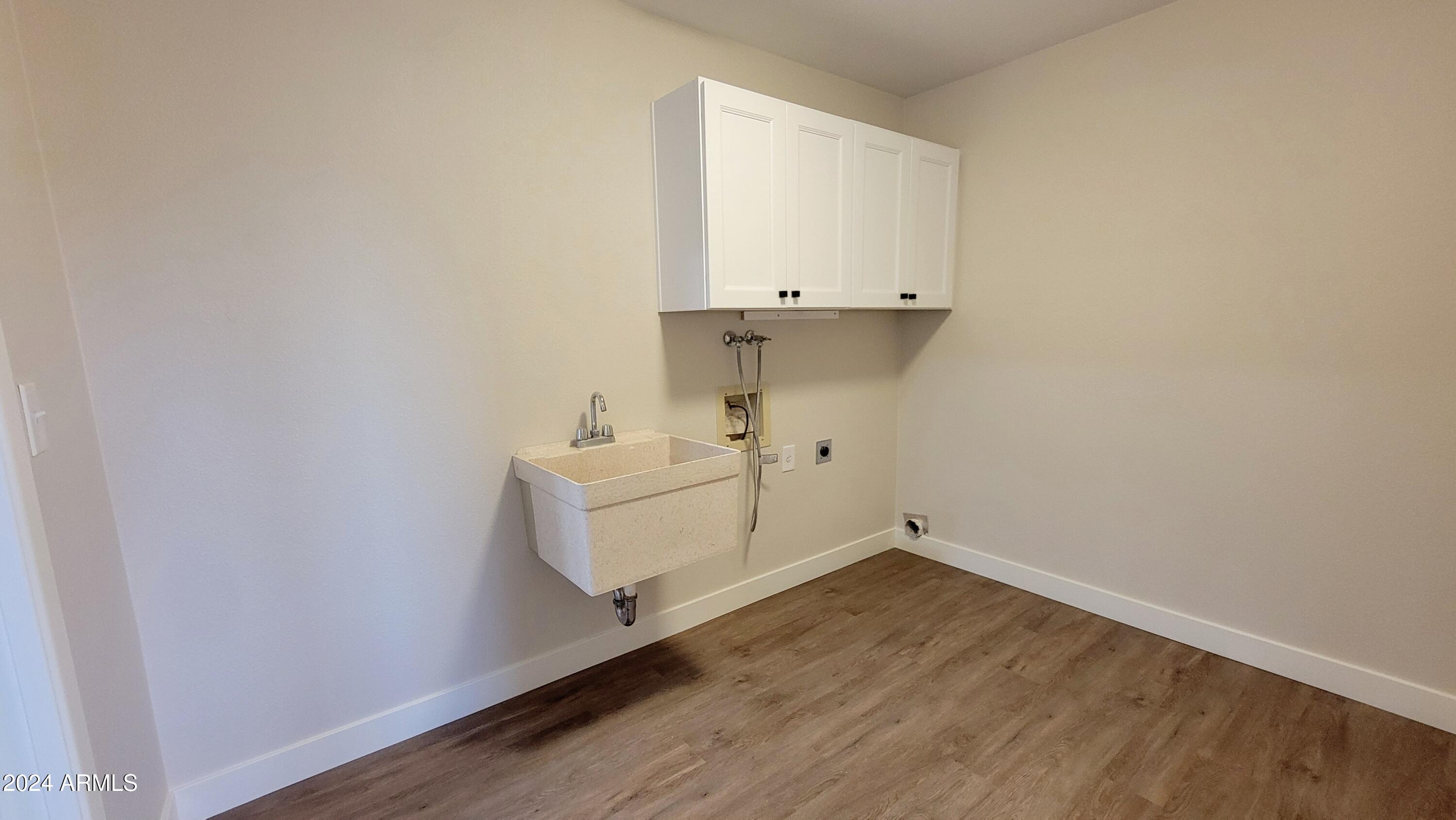 4636 E FLORIAN Avenue