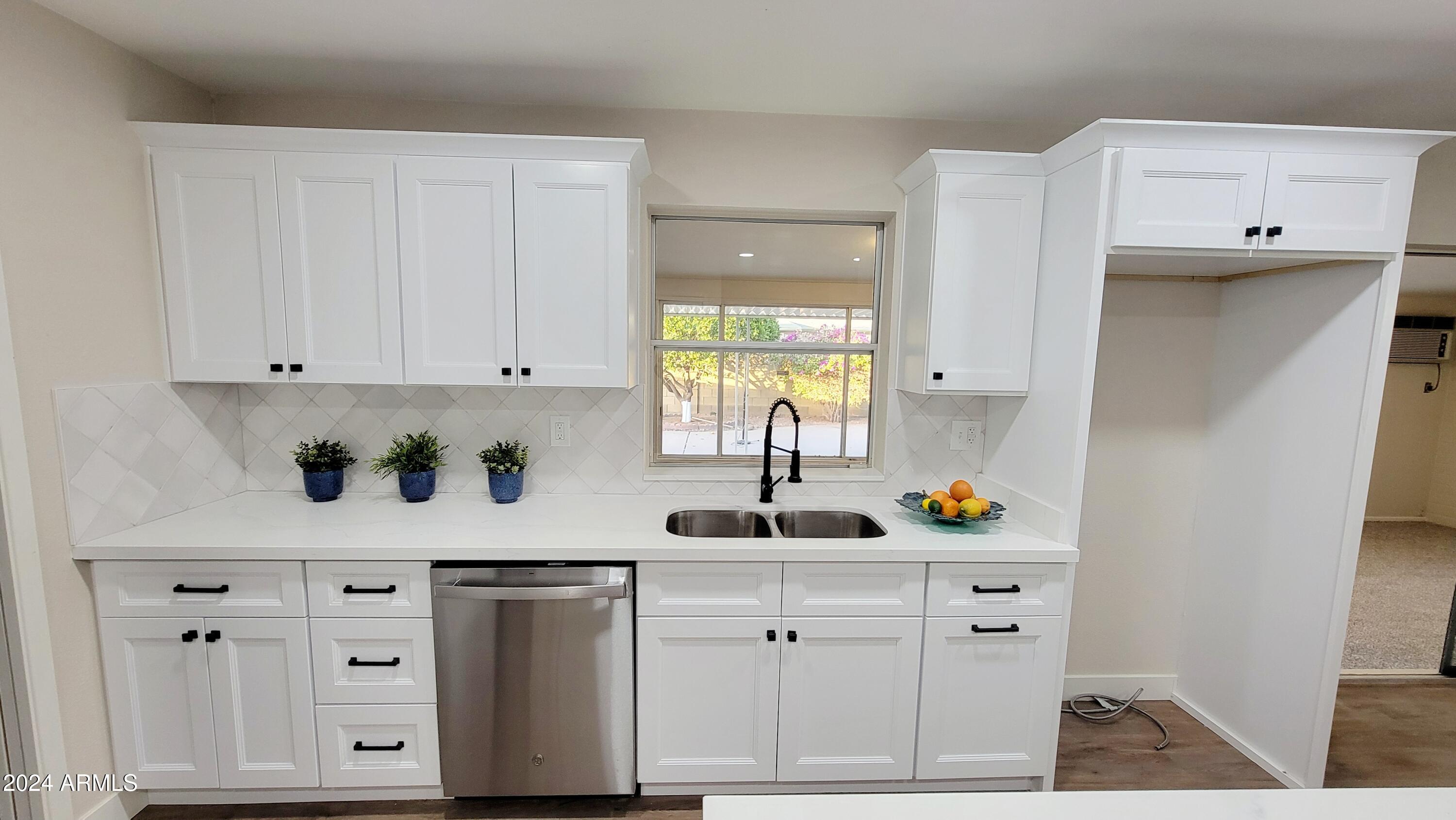 4636 E FLORIAN Avenue