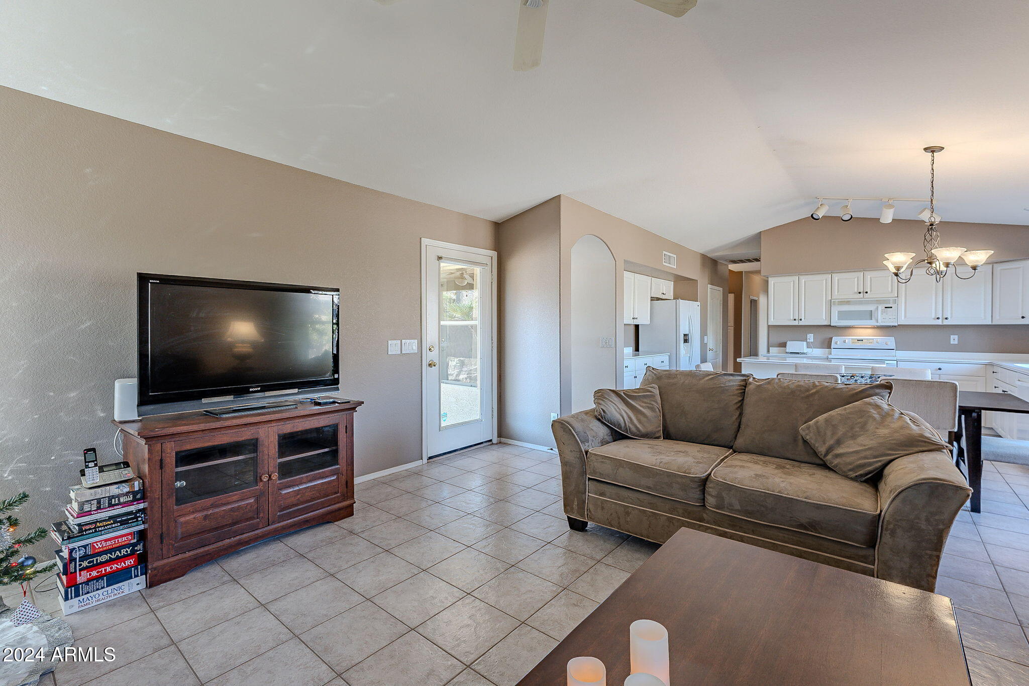 1483 S NIELSON Street