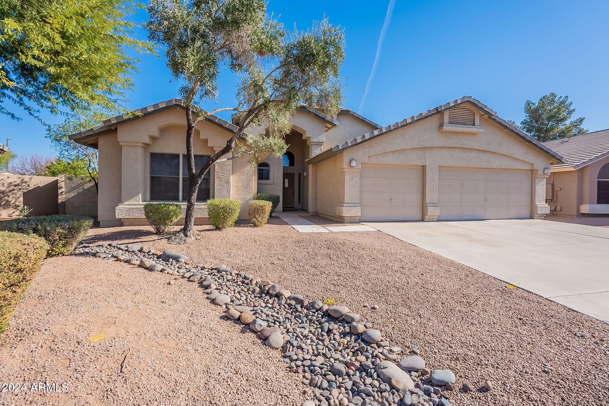 1483 S NIELSON Street