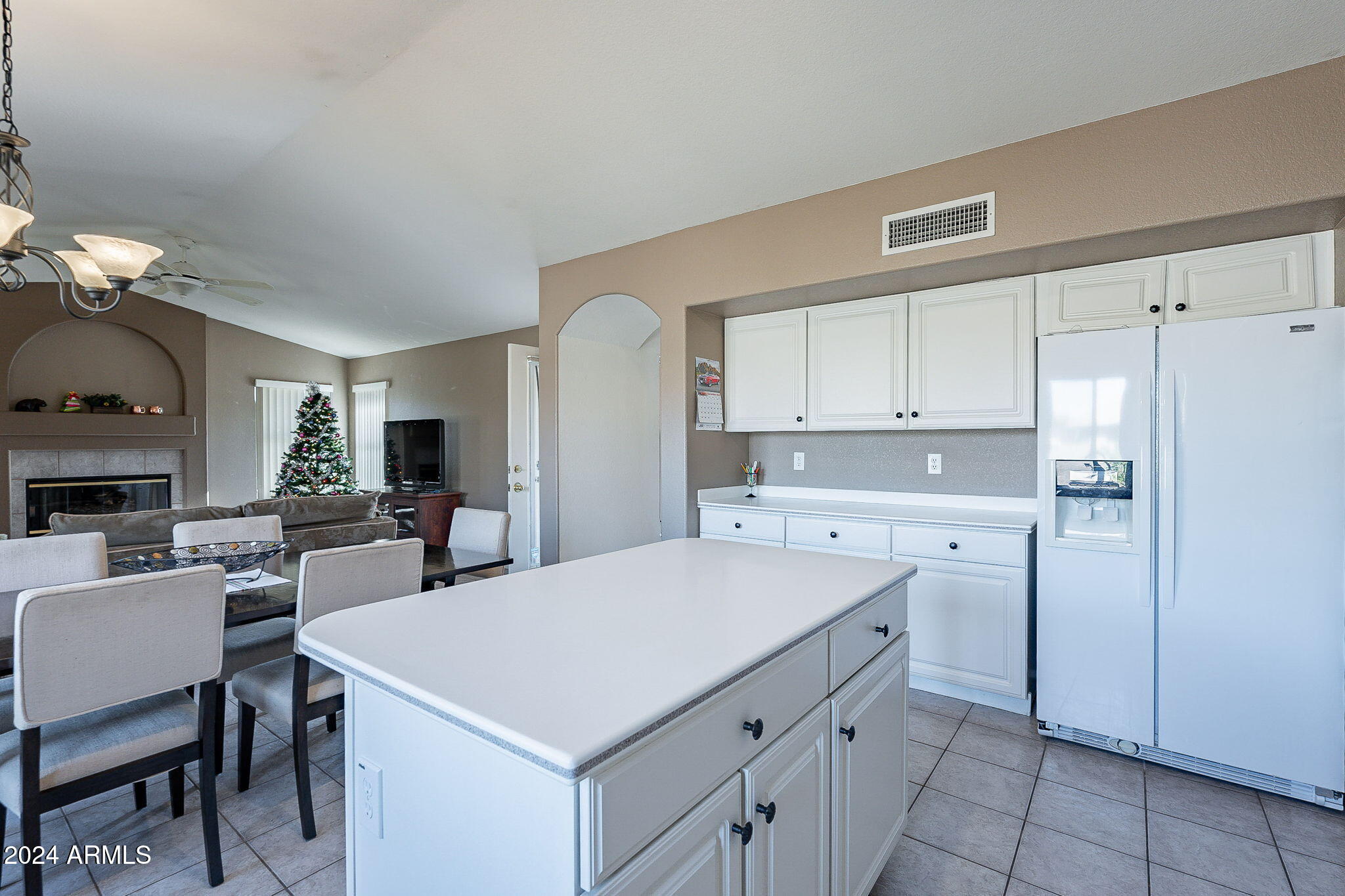 1483 S NIELSON Street