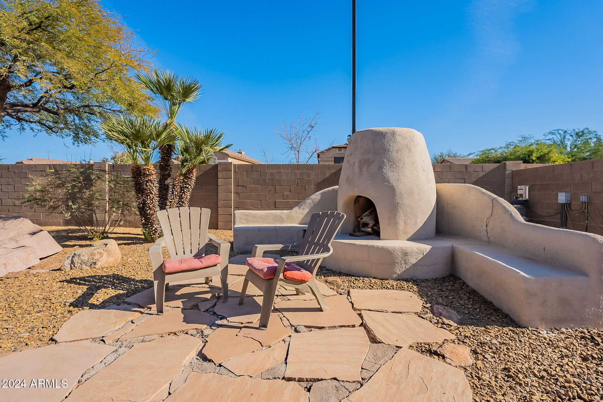 1483 S NIELSON Street