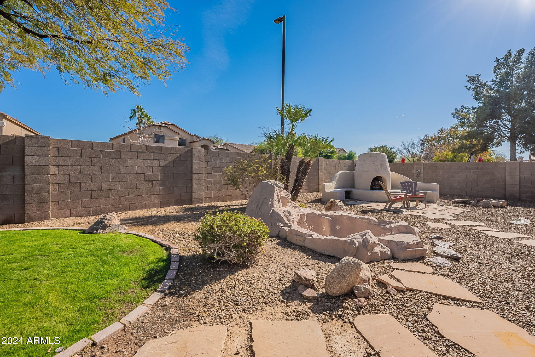 1483 S NIELSON Street