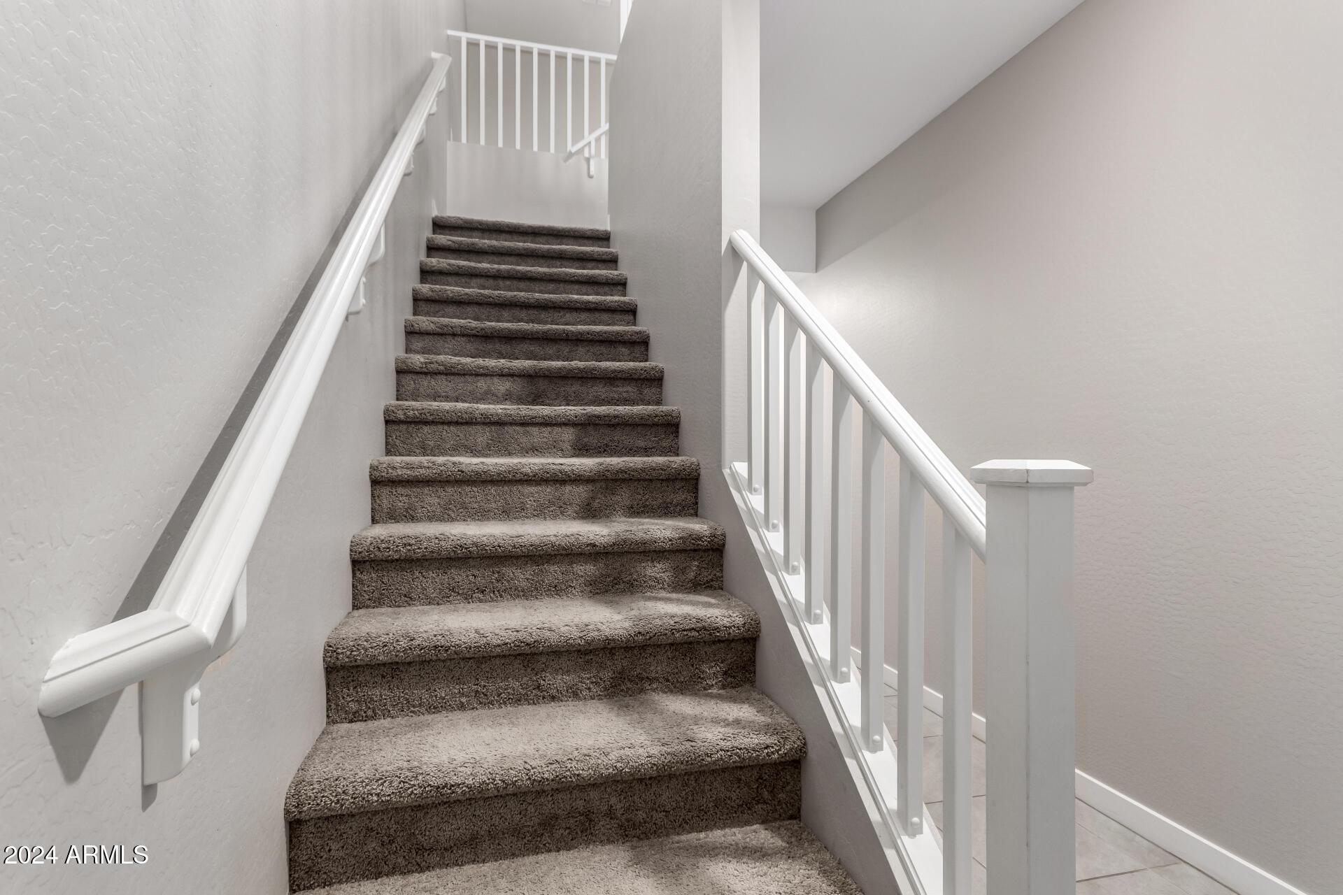 155 N LAKEVIEW Boulevard # 209