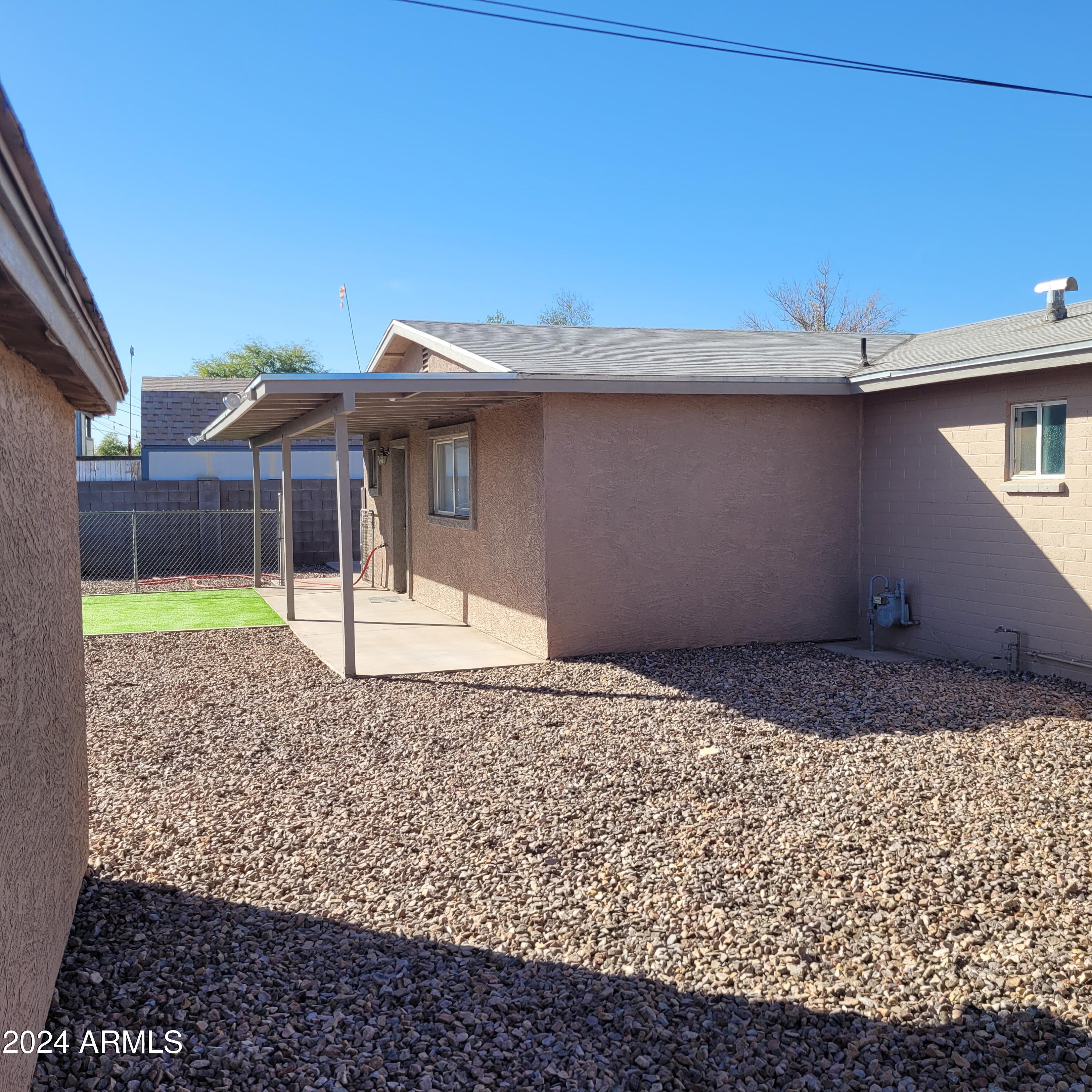 9047 E CRESCENT Avenue