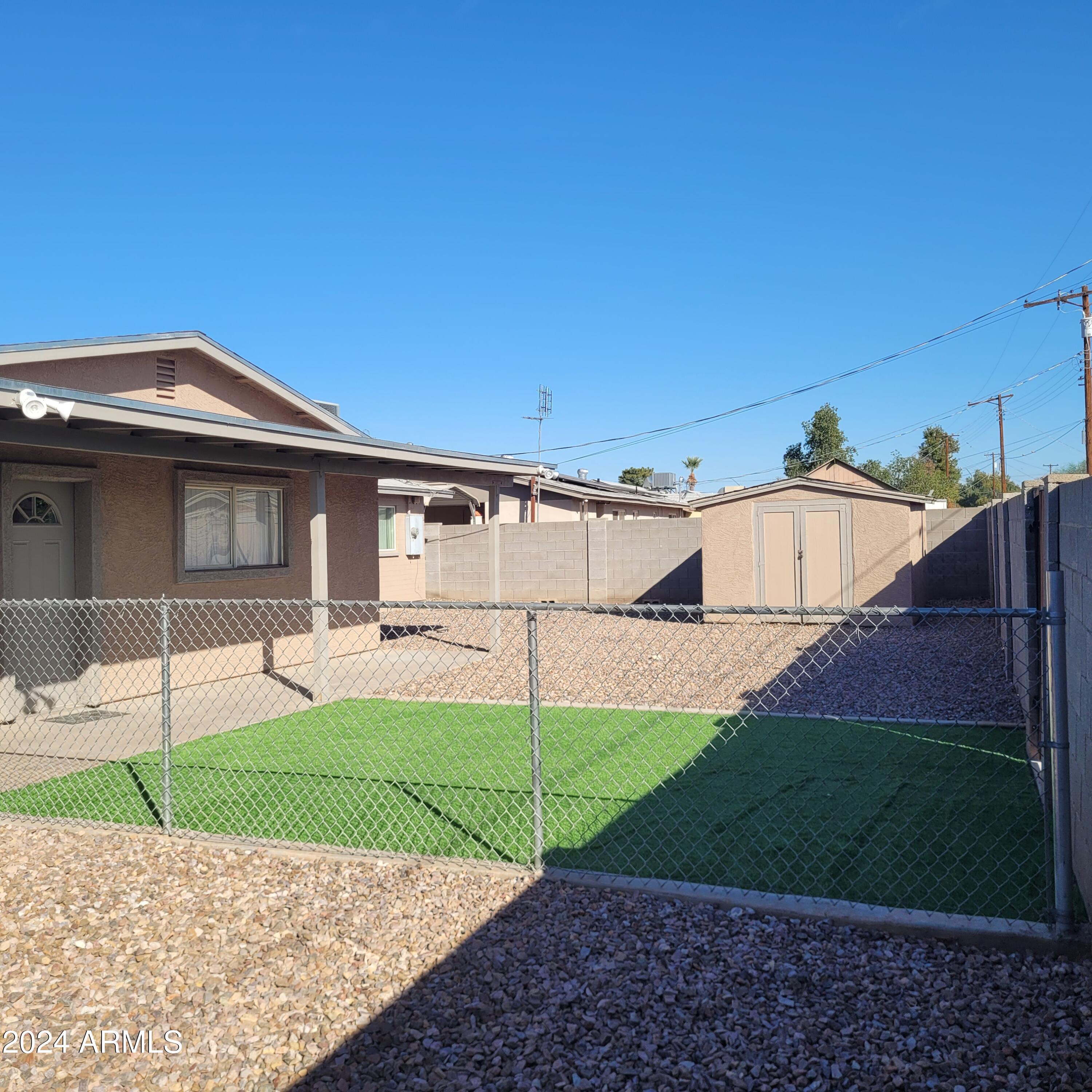 9047 E CRESCENT Avenue