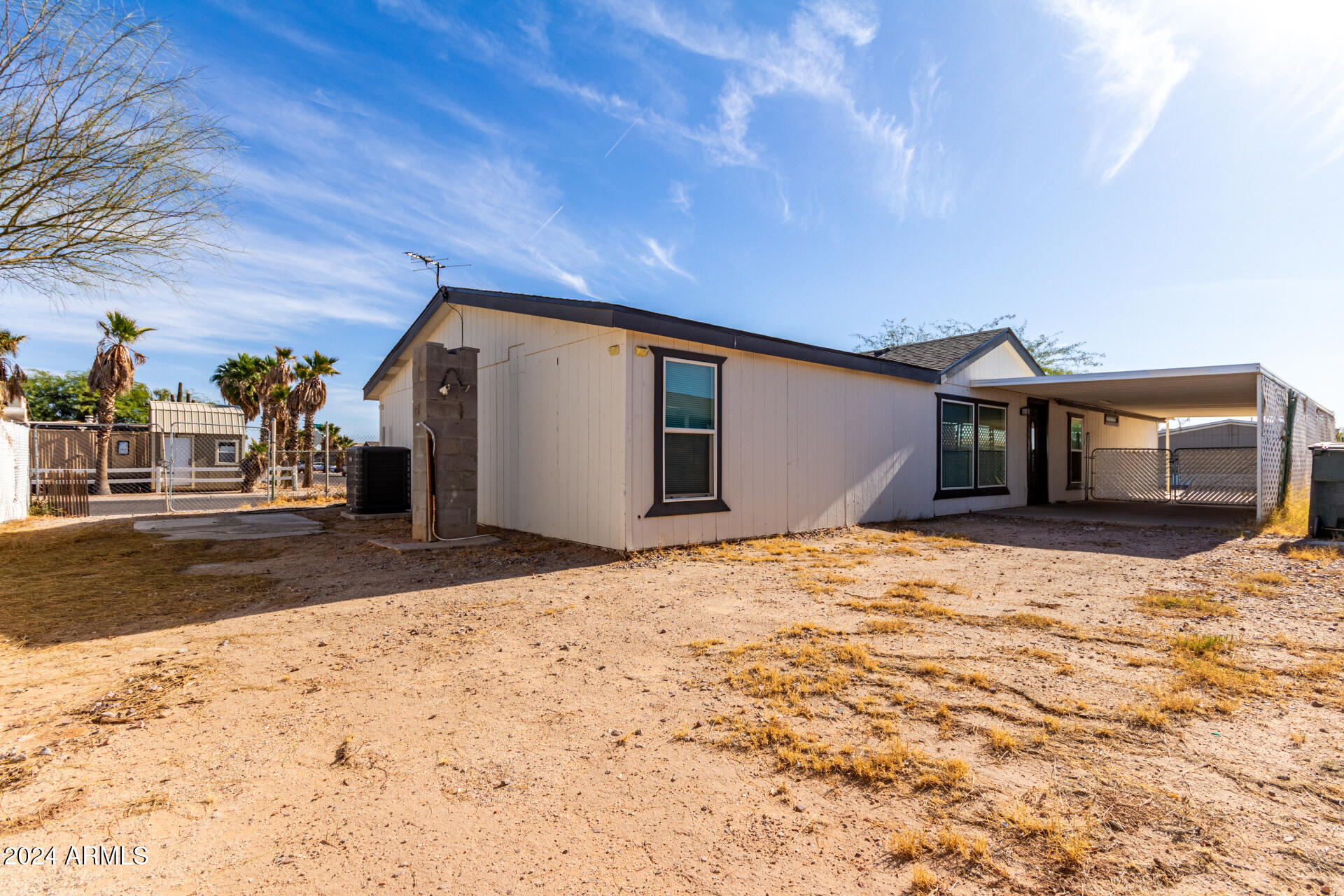 602 W SAGUARO Street