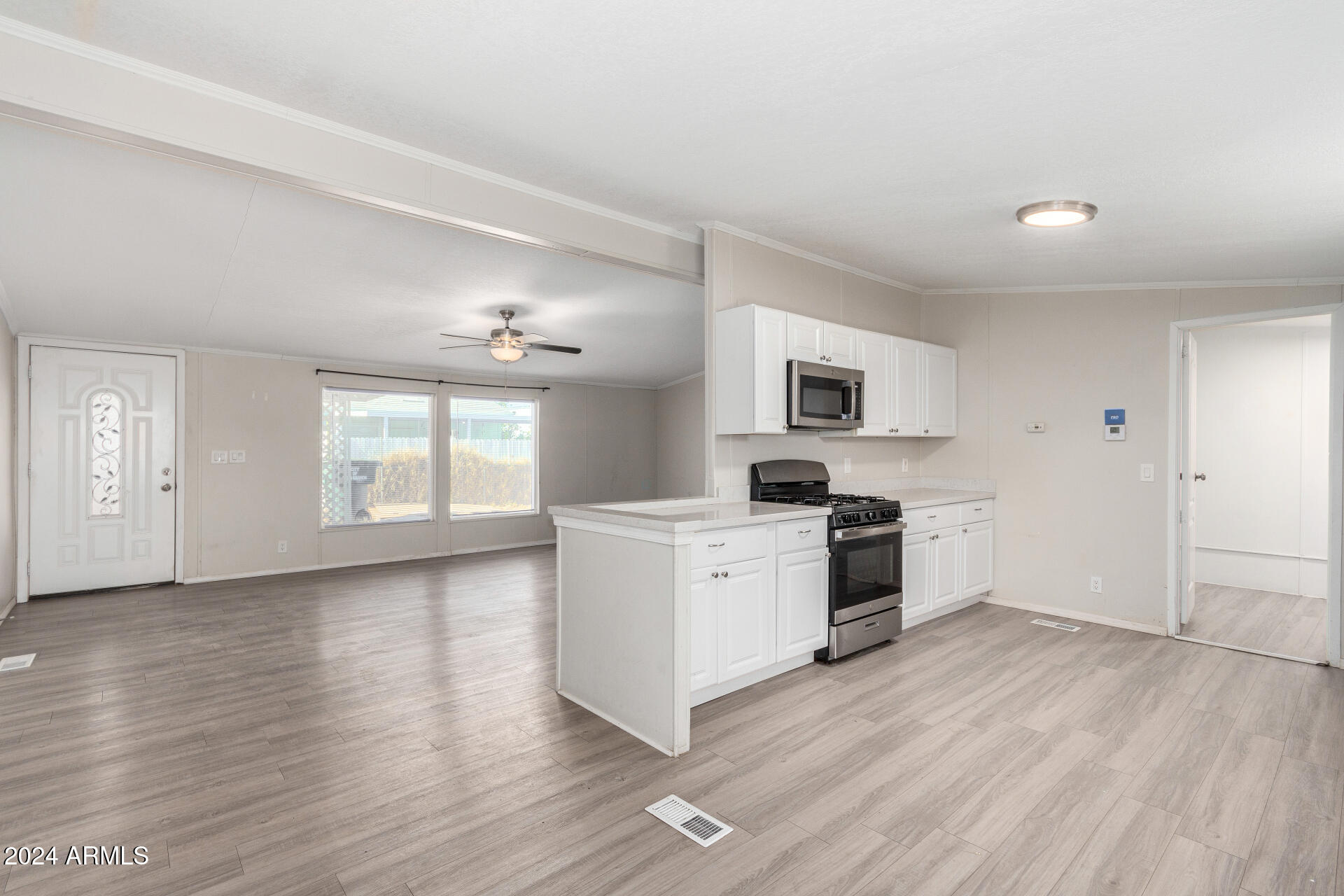 602 W SAGUARO Street