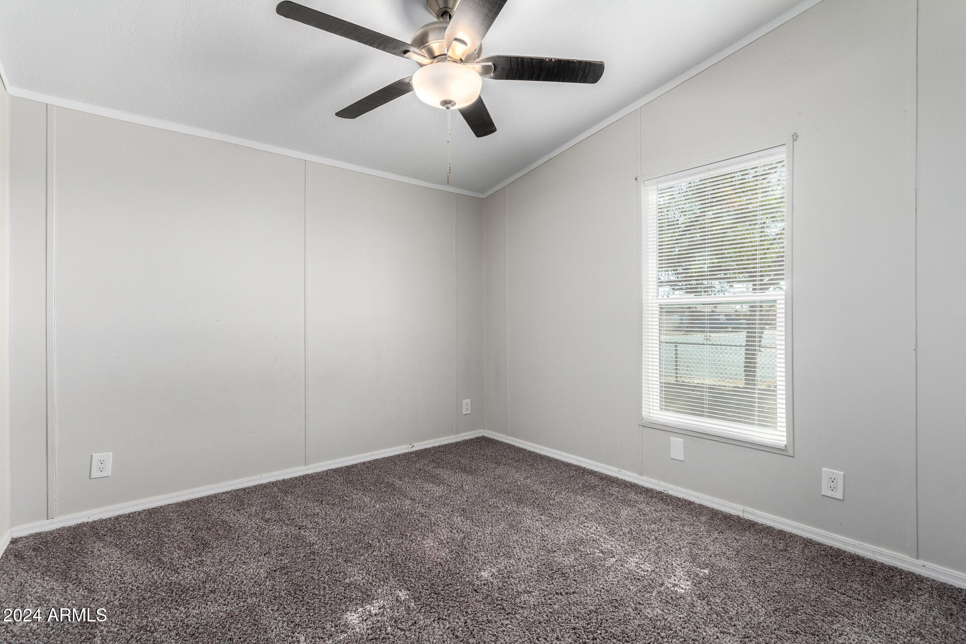 602 W SAGUARO Street