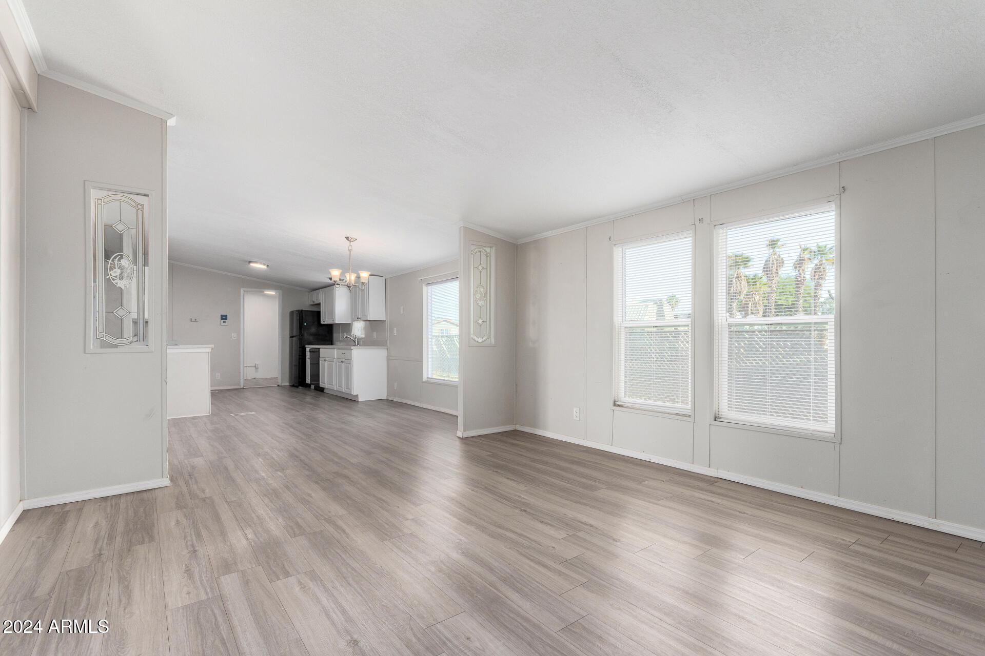 602 W SAGUARO Street