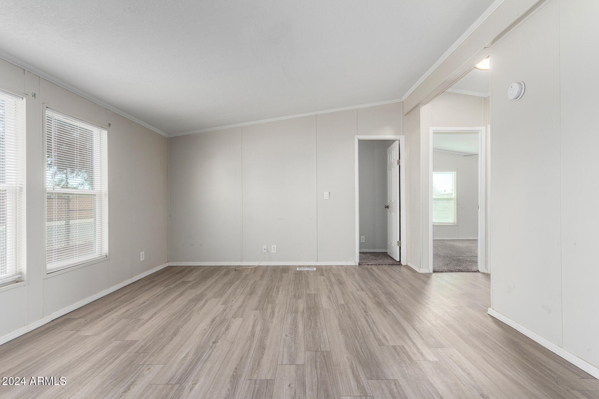 602 W SAGUARO Street