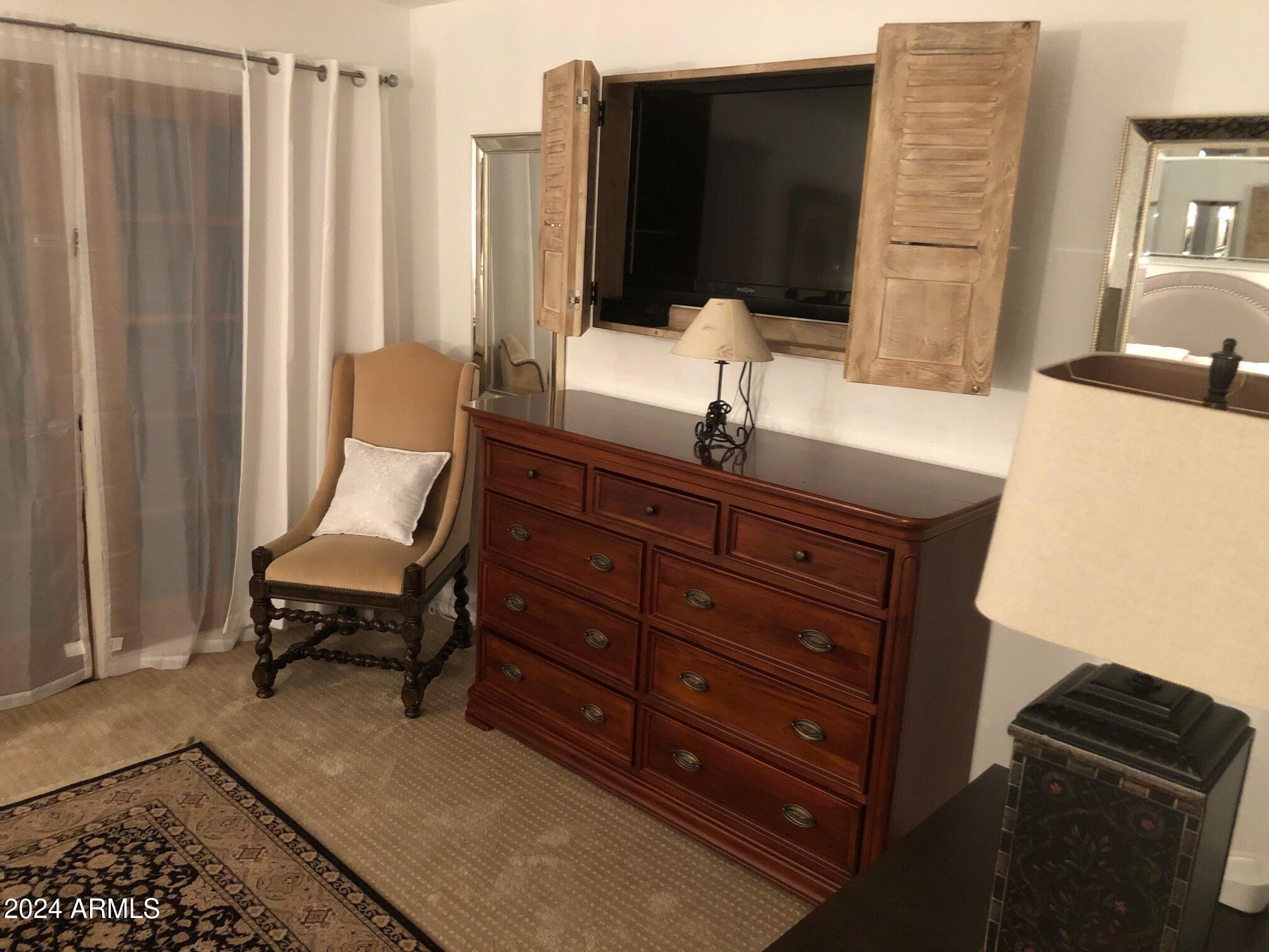 6148 N 29TH Street N