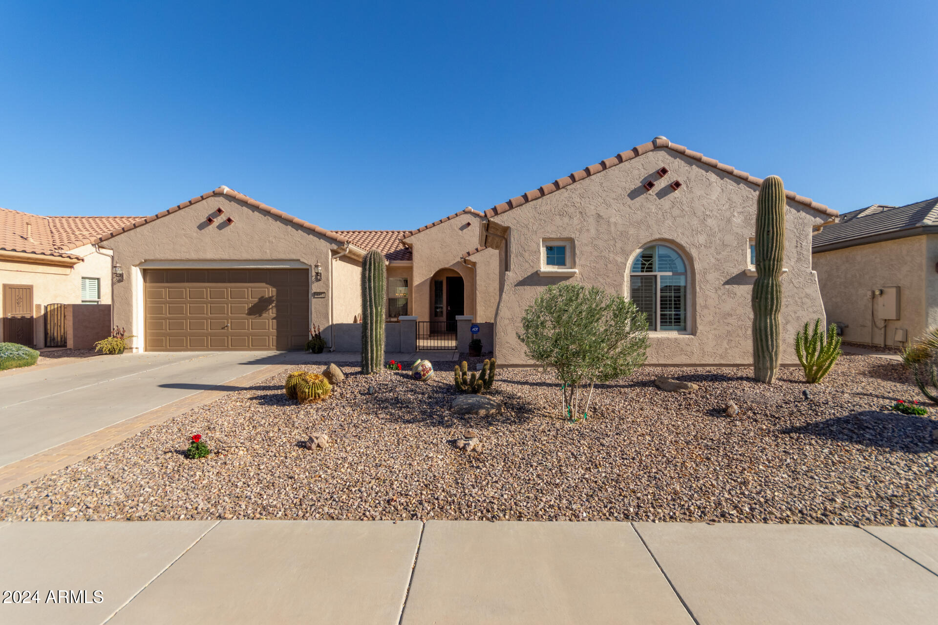 4311 N CORONADO Drive