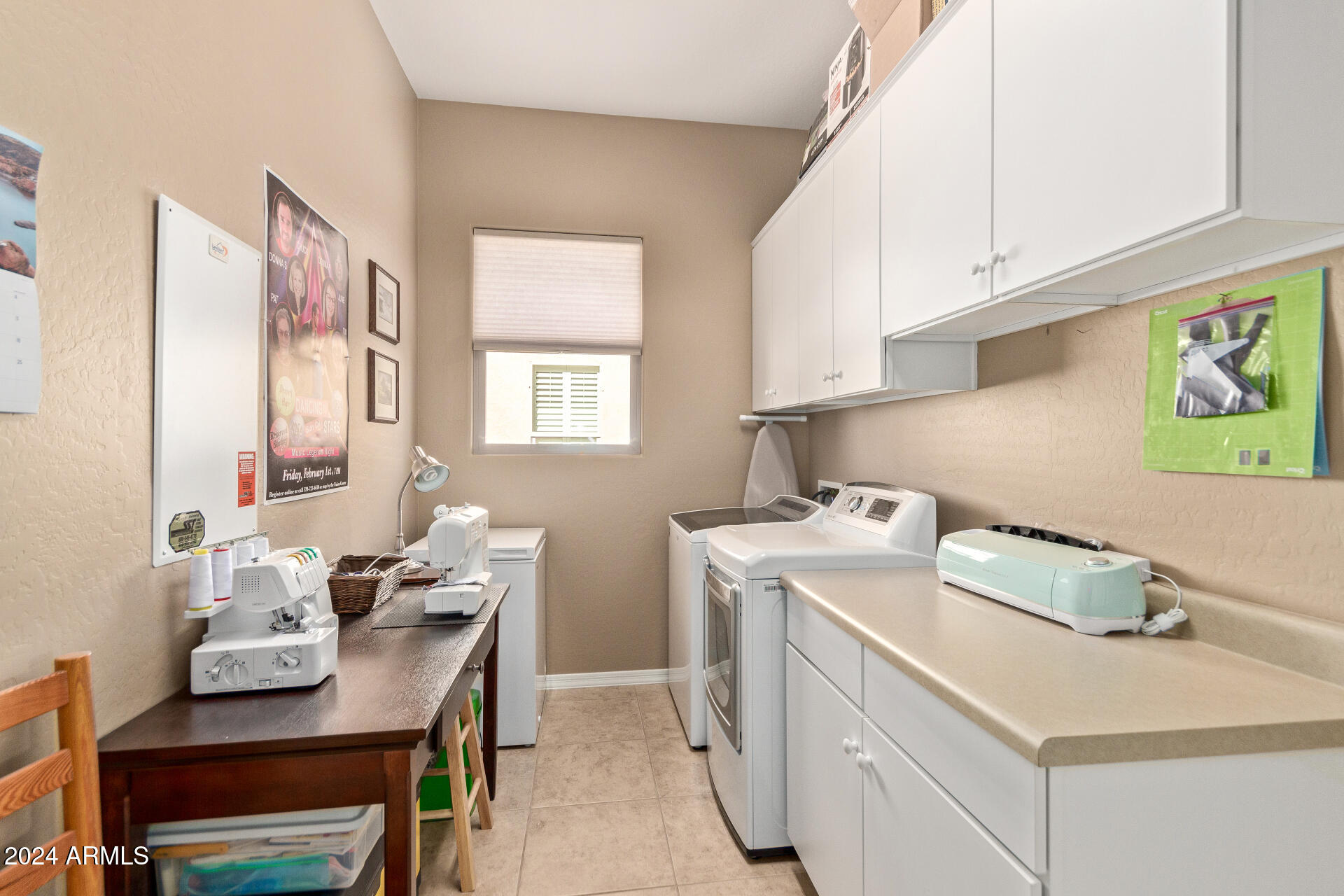 4311 N CORONADO Drive