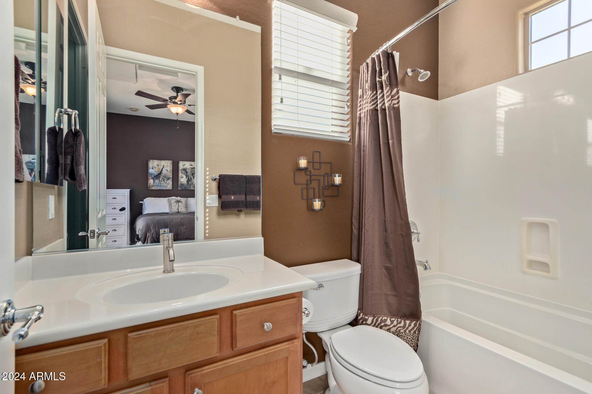 4311 N CORONADO Drive