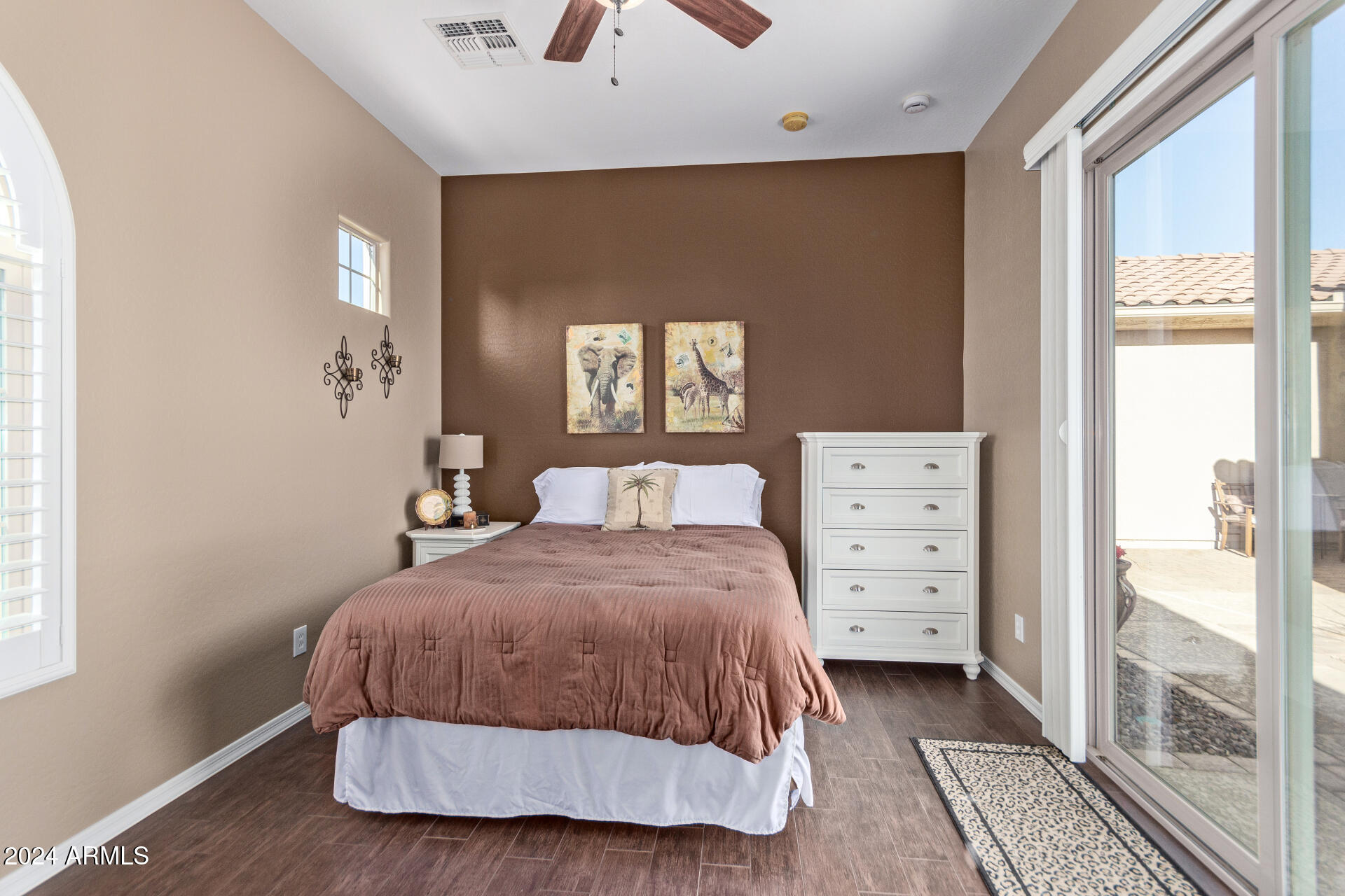 4311 N CORONADO Drive