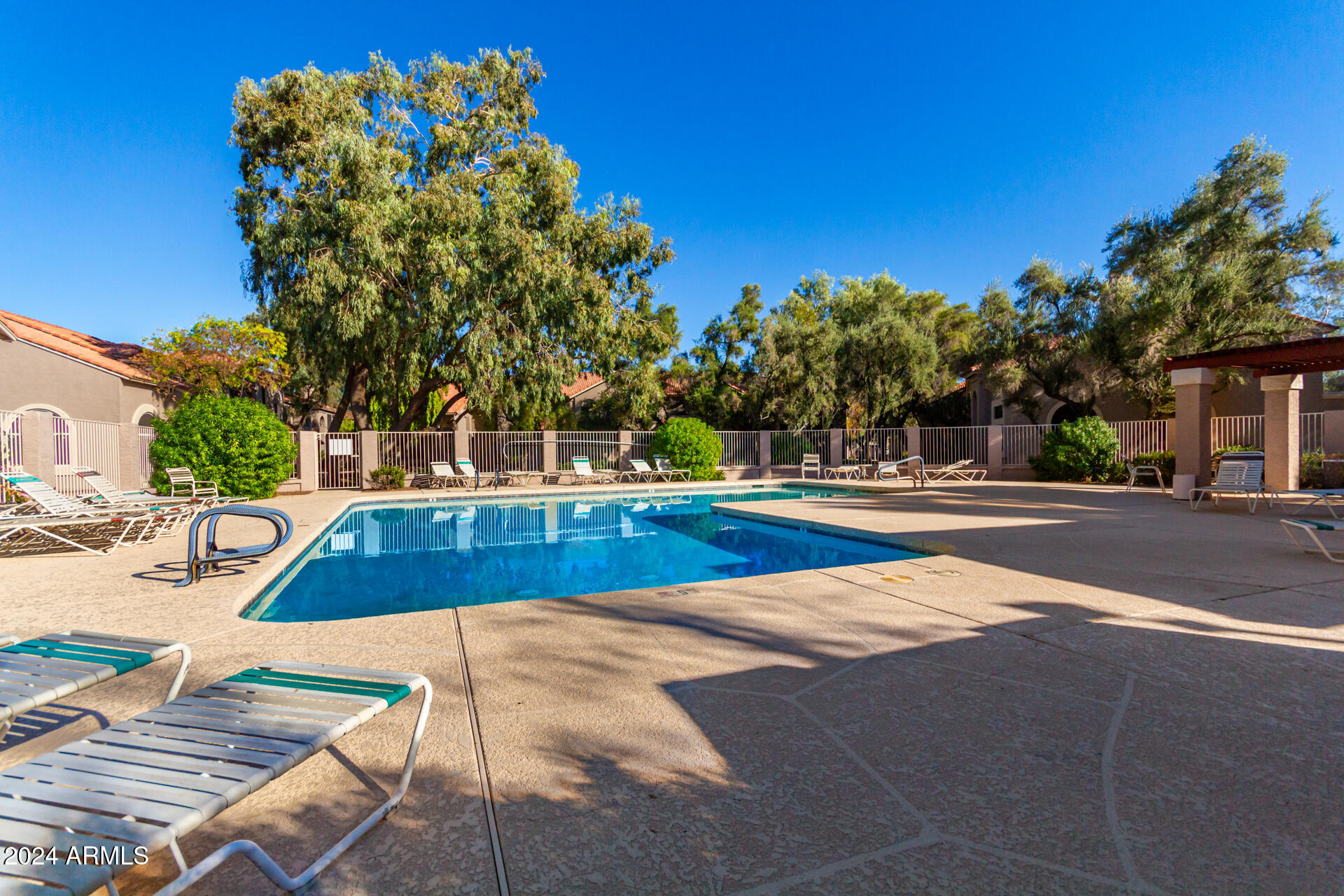 500 N ROOSEVELT Avenue # 50