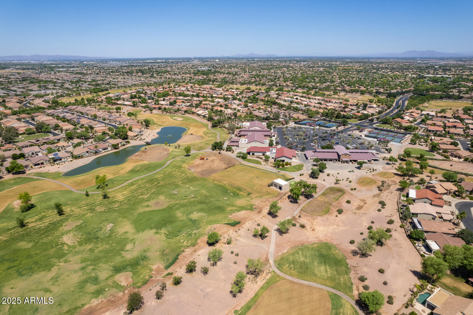 4118 E NARROWLEAF Drive