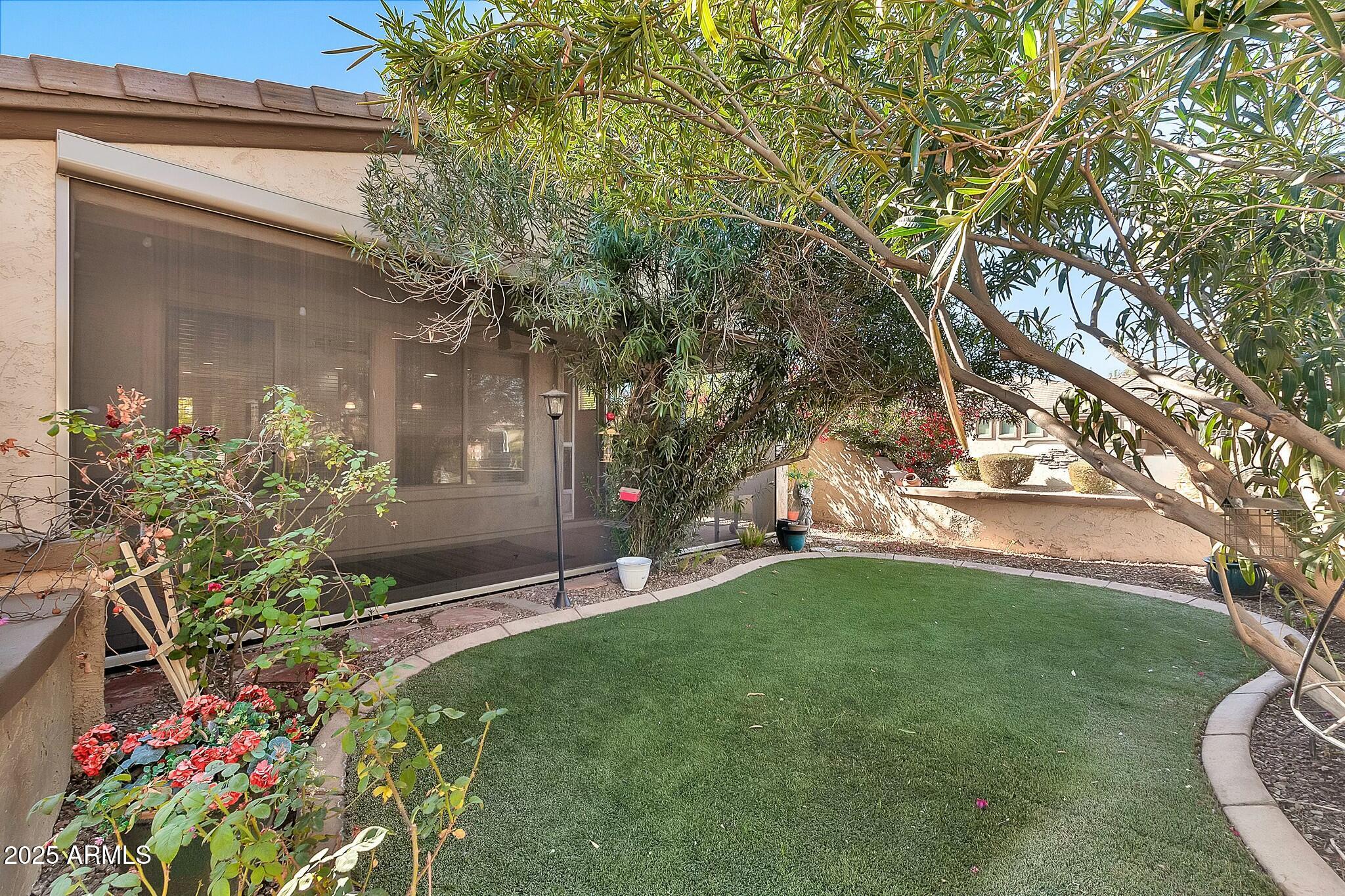 4118 E NARROWLEAF Drive