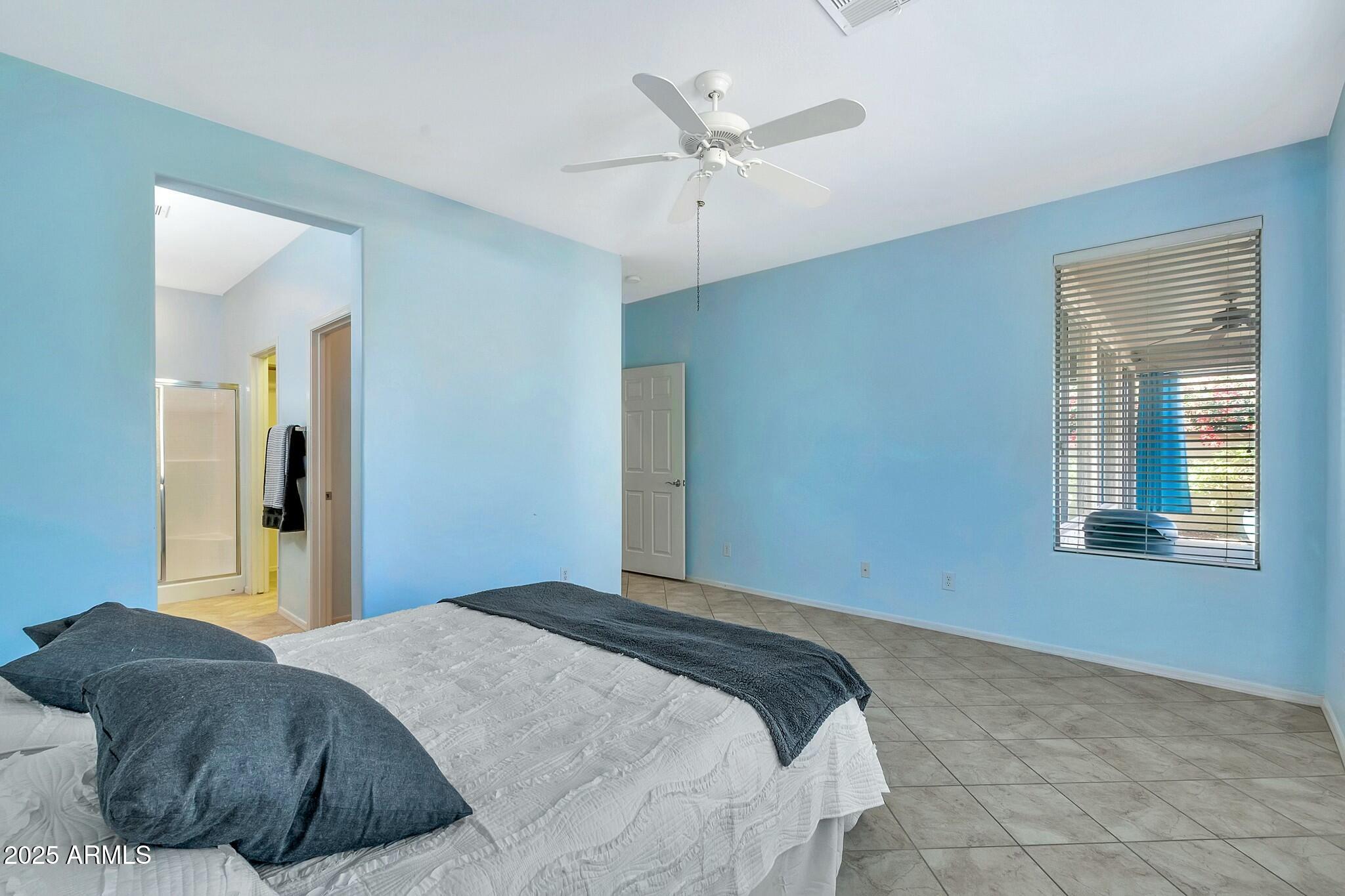 4118 E NARROWLEAF Drive