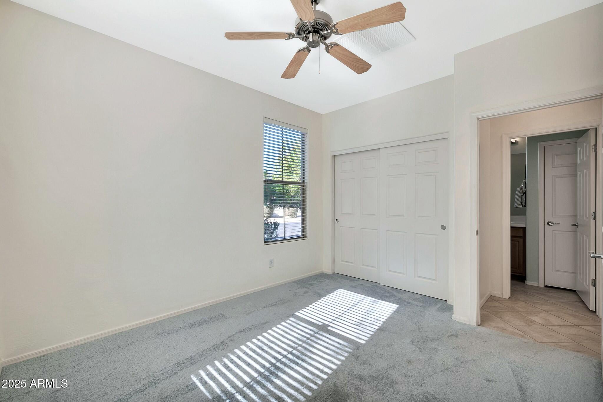 4118 E NARROWLEAF Drive