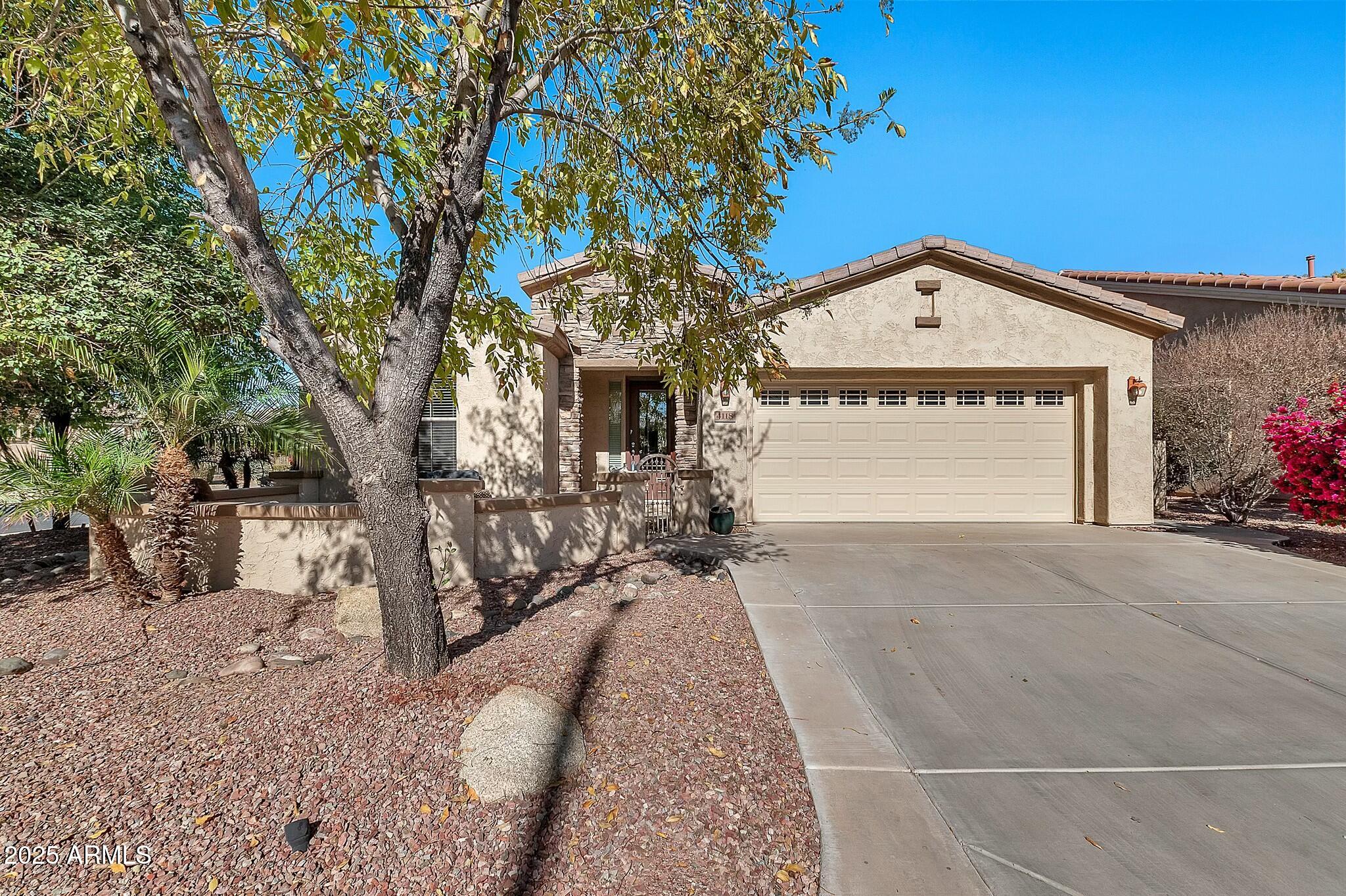 4118 E NARROWLEAF Drive