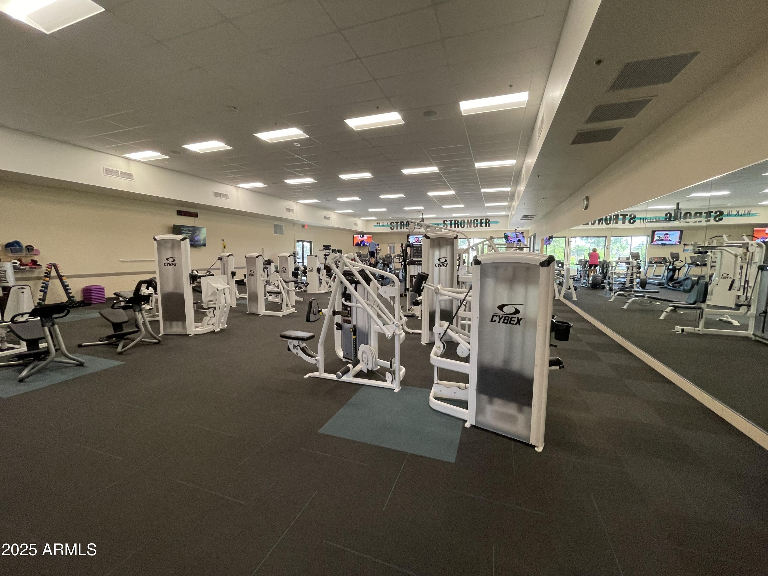 4118 E NARROWLEAF Drive