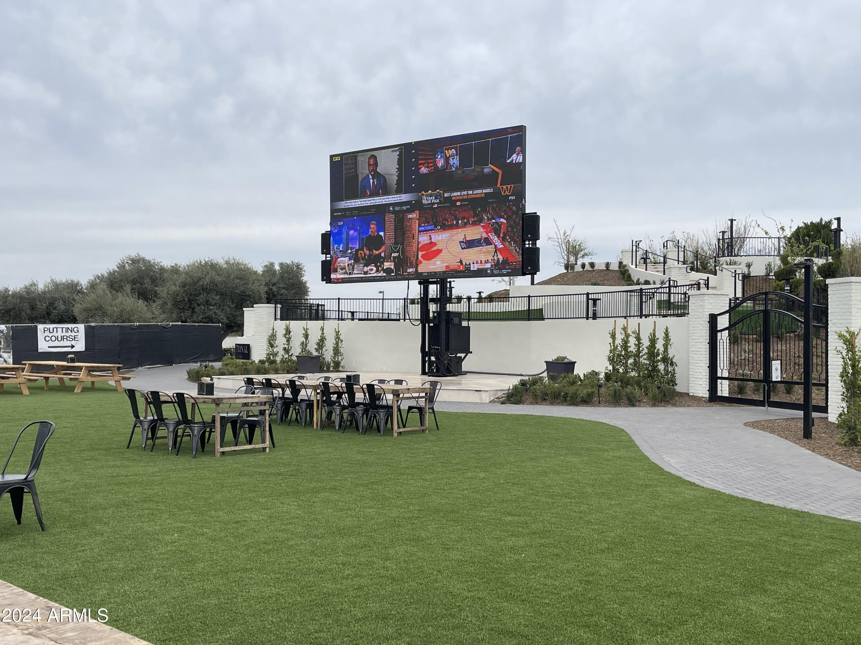 20503 E INDIANA Avenue