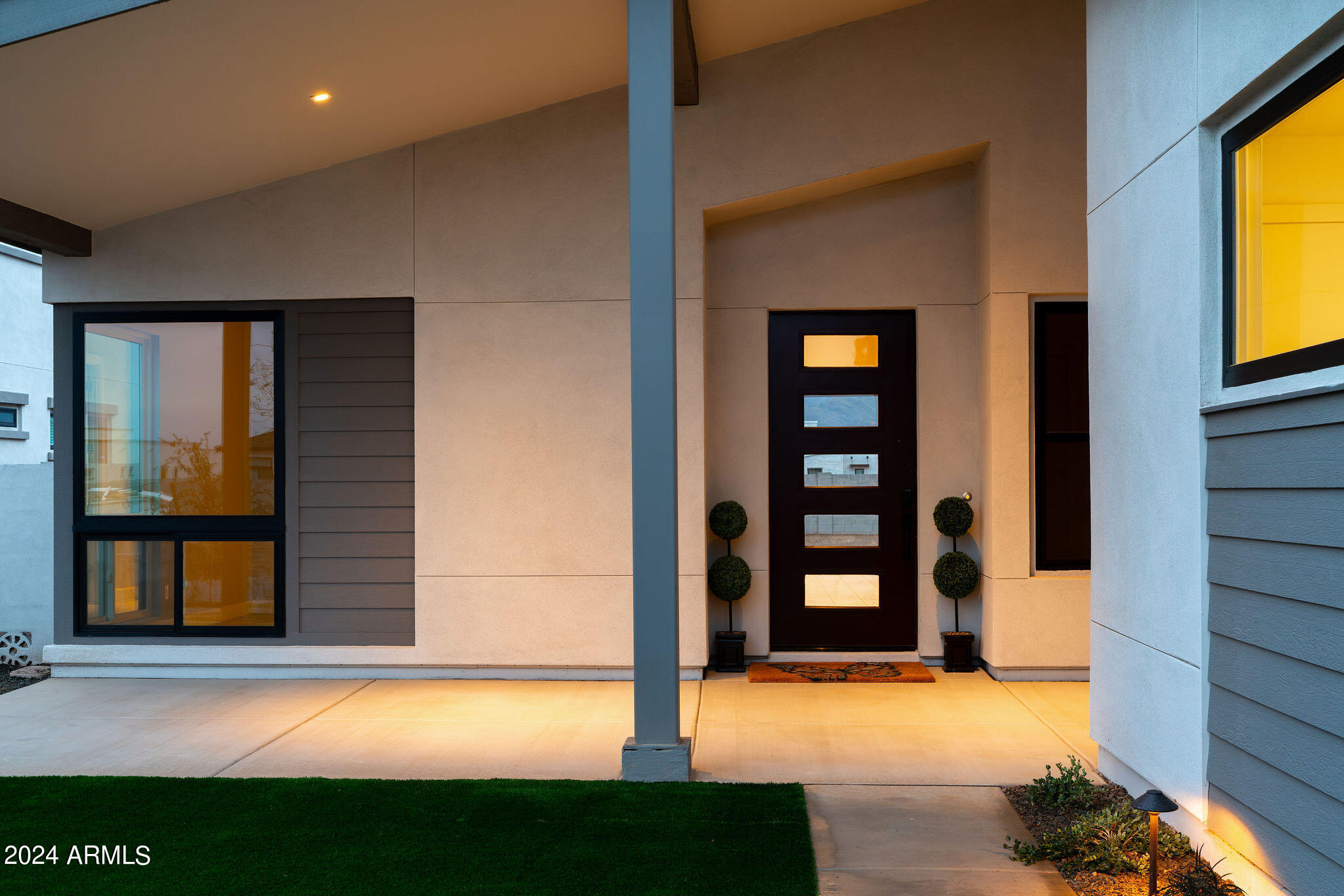 20503 E INDIANA Avenue