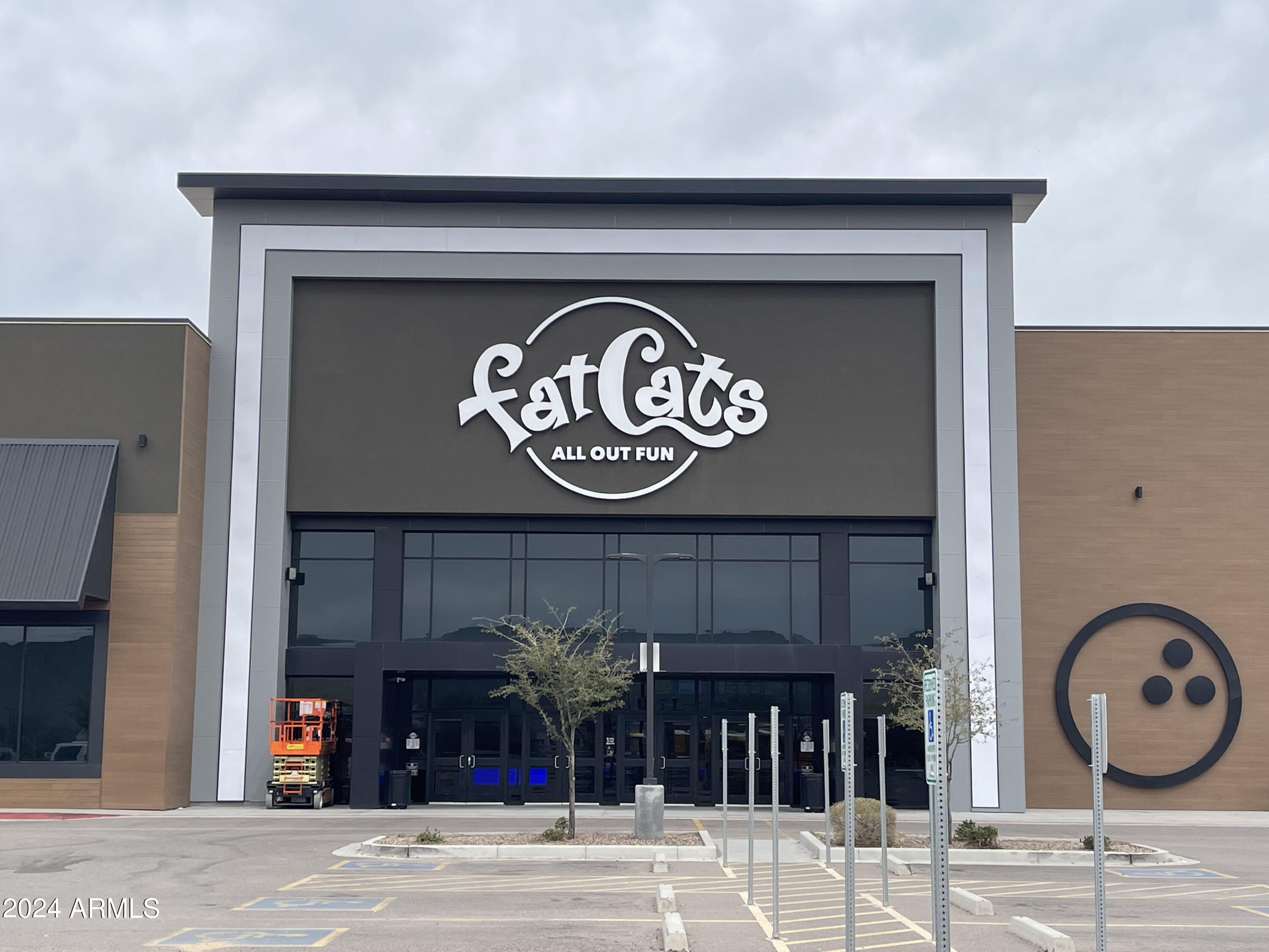 20503 E INDIANA Avenue