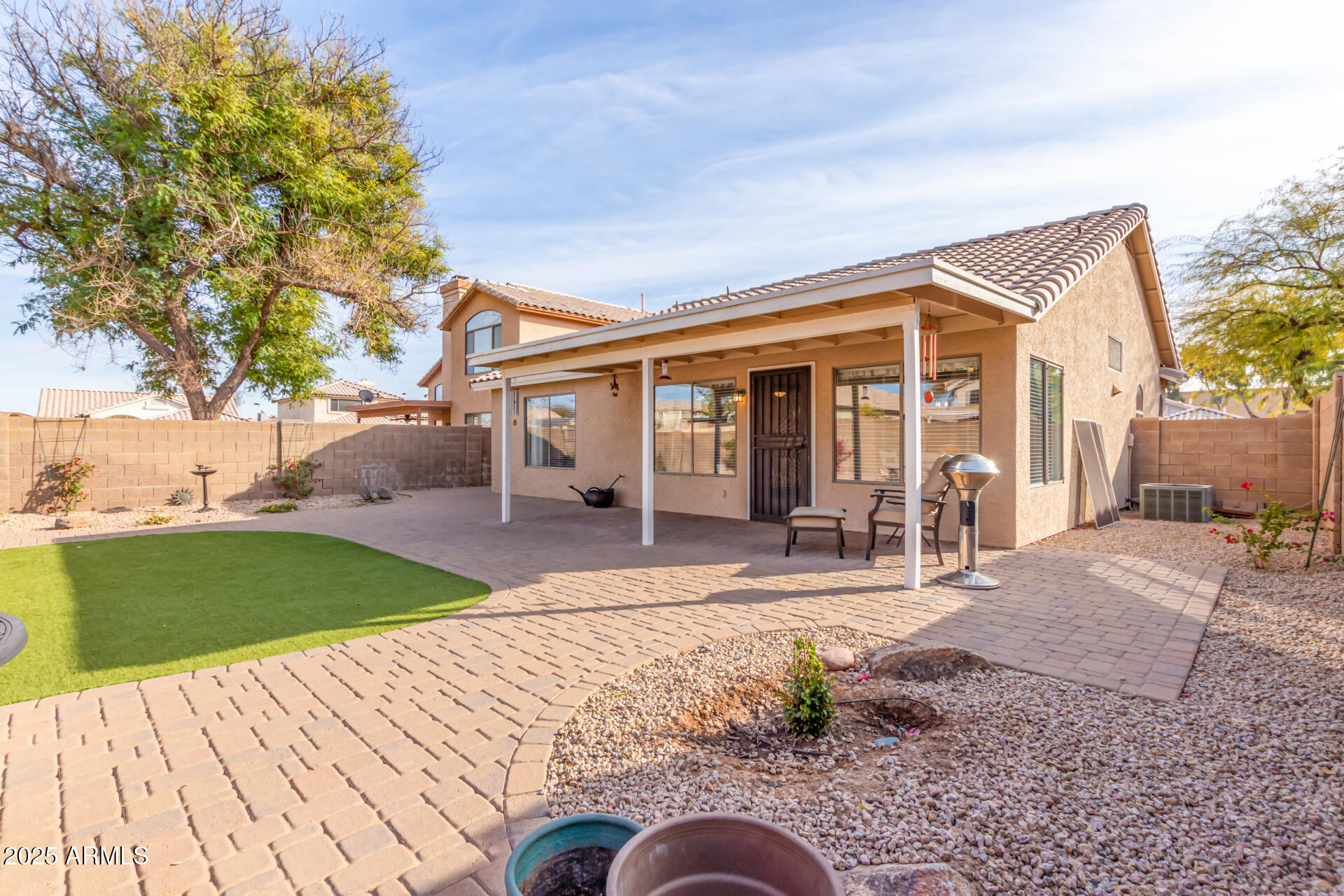 4752 E LAVENDER Lane