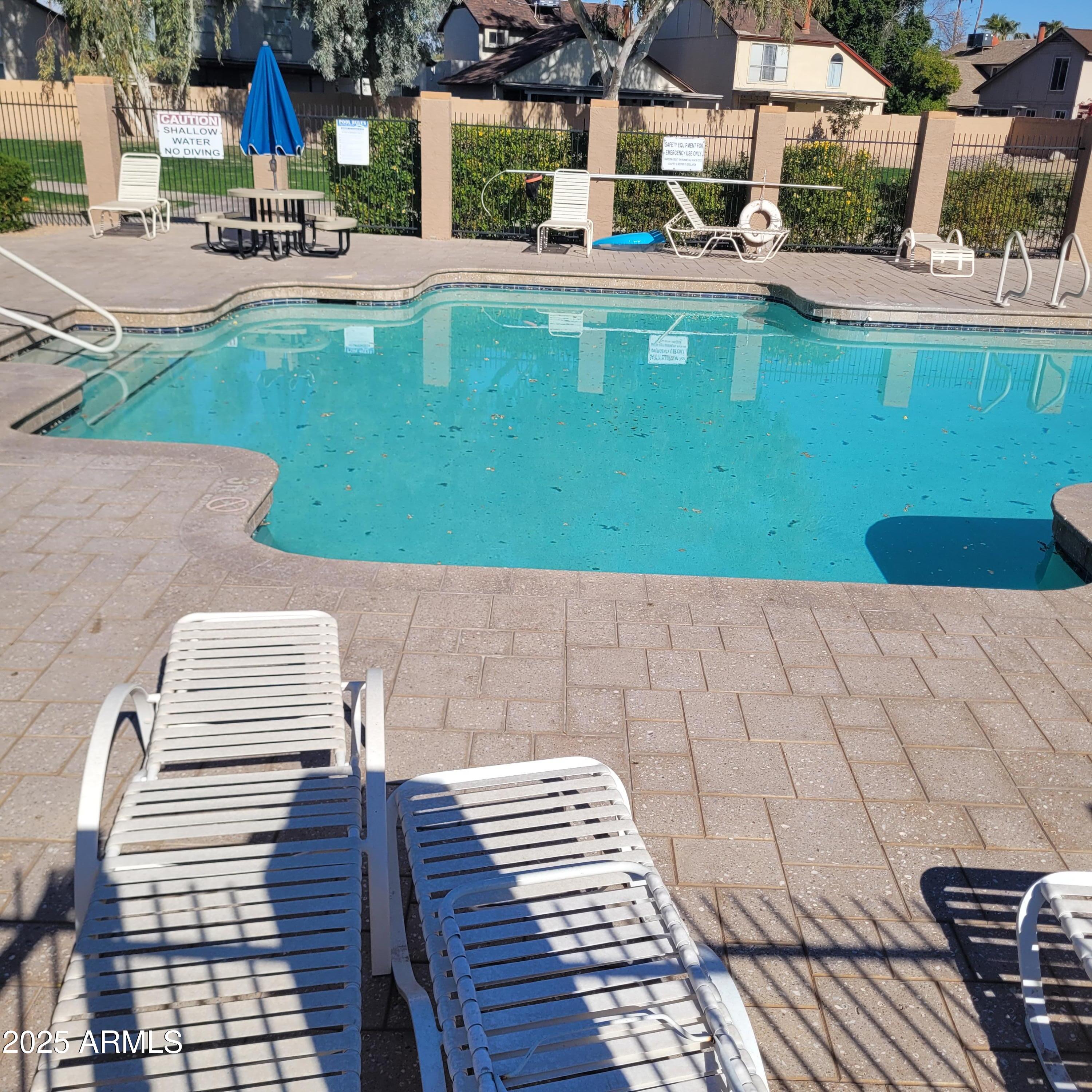 1622 N COMANCHE Drive