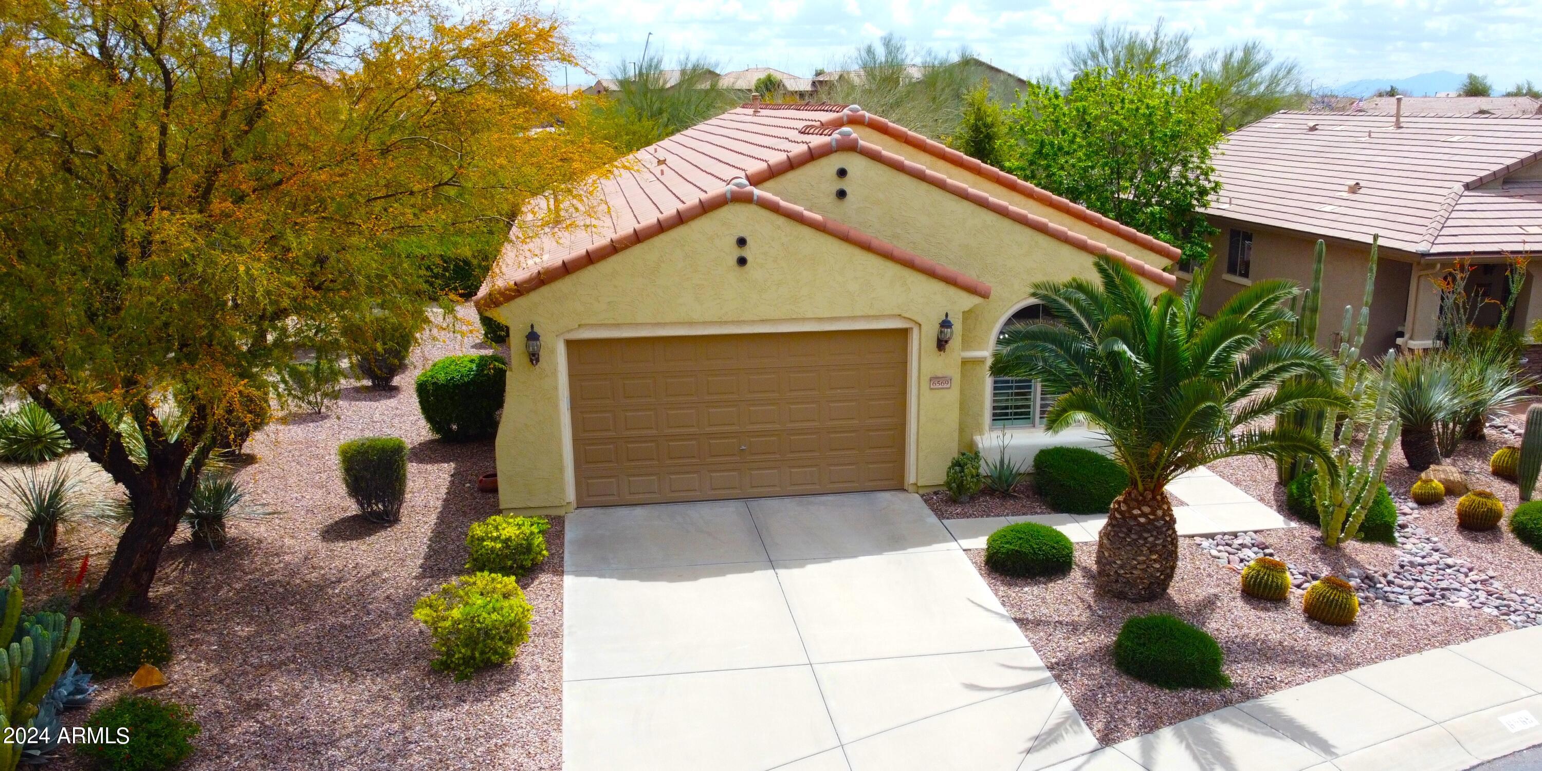 6569 W YORKTOWN Court