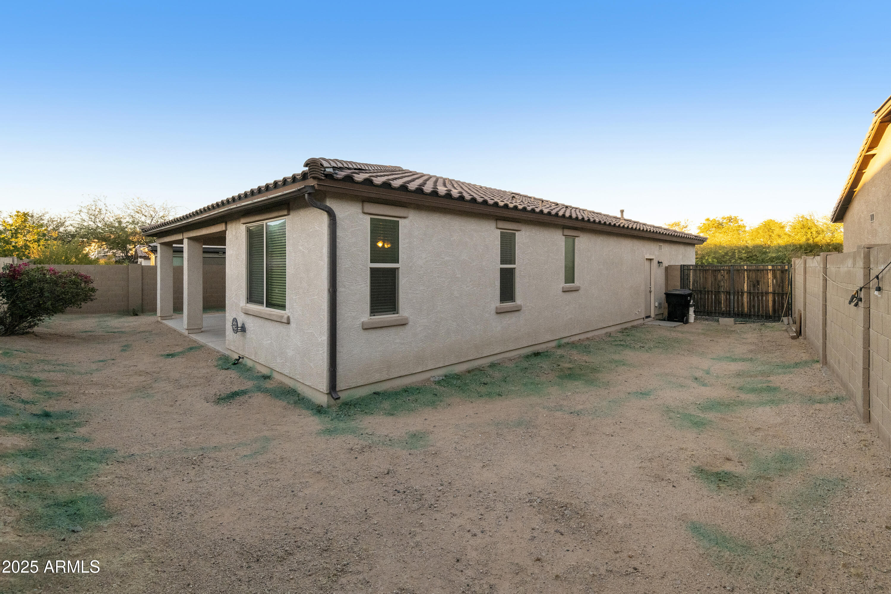 333 N CALLE LARGO --