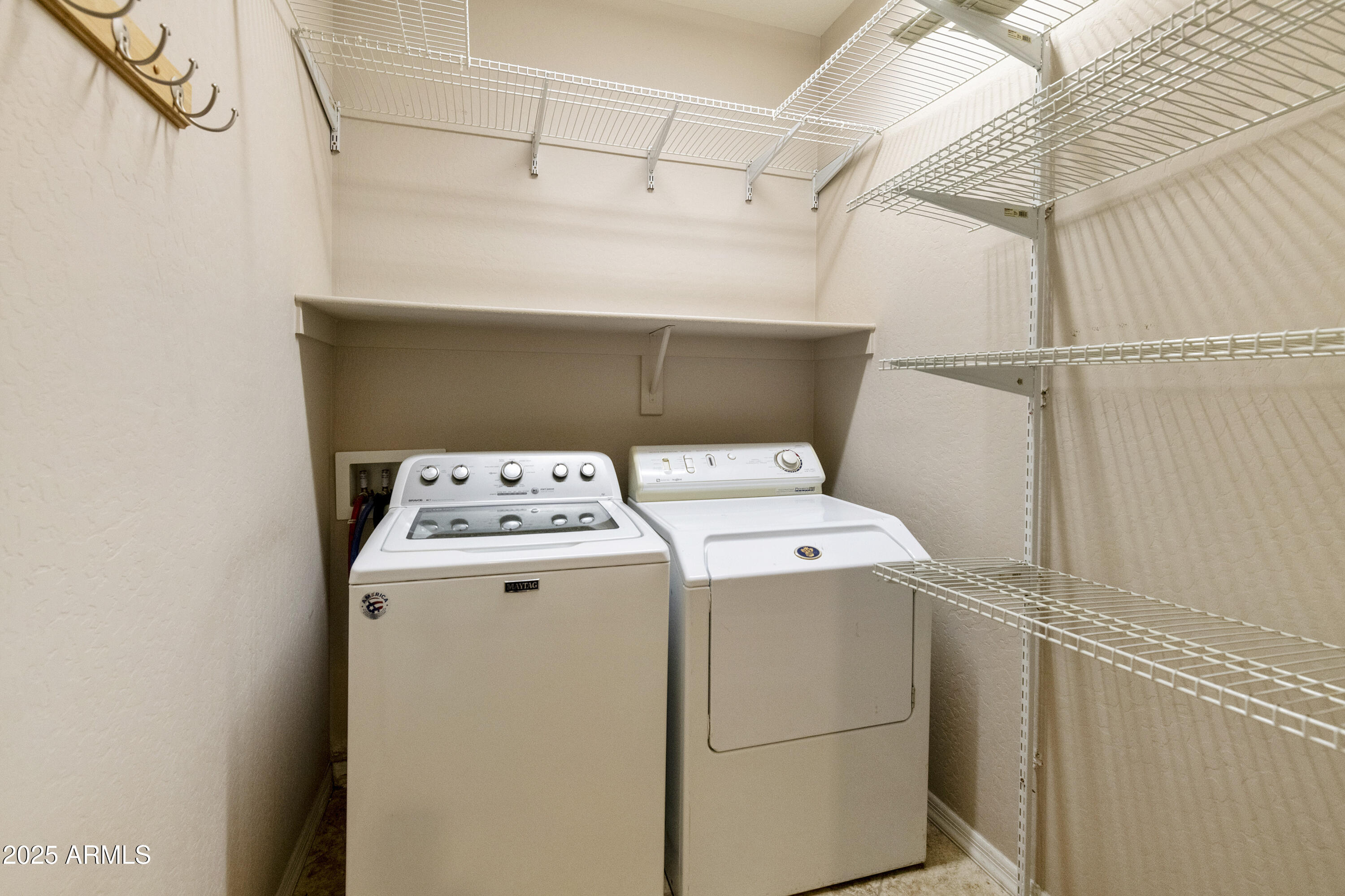 333 N CALLE LARGO --