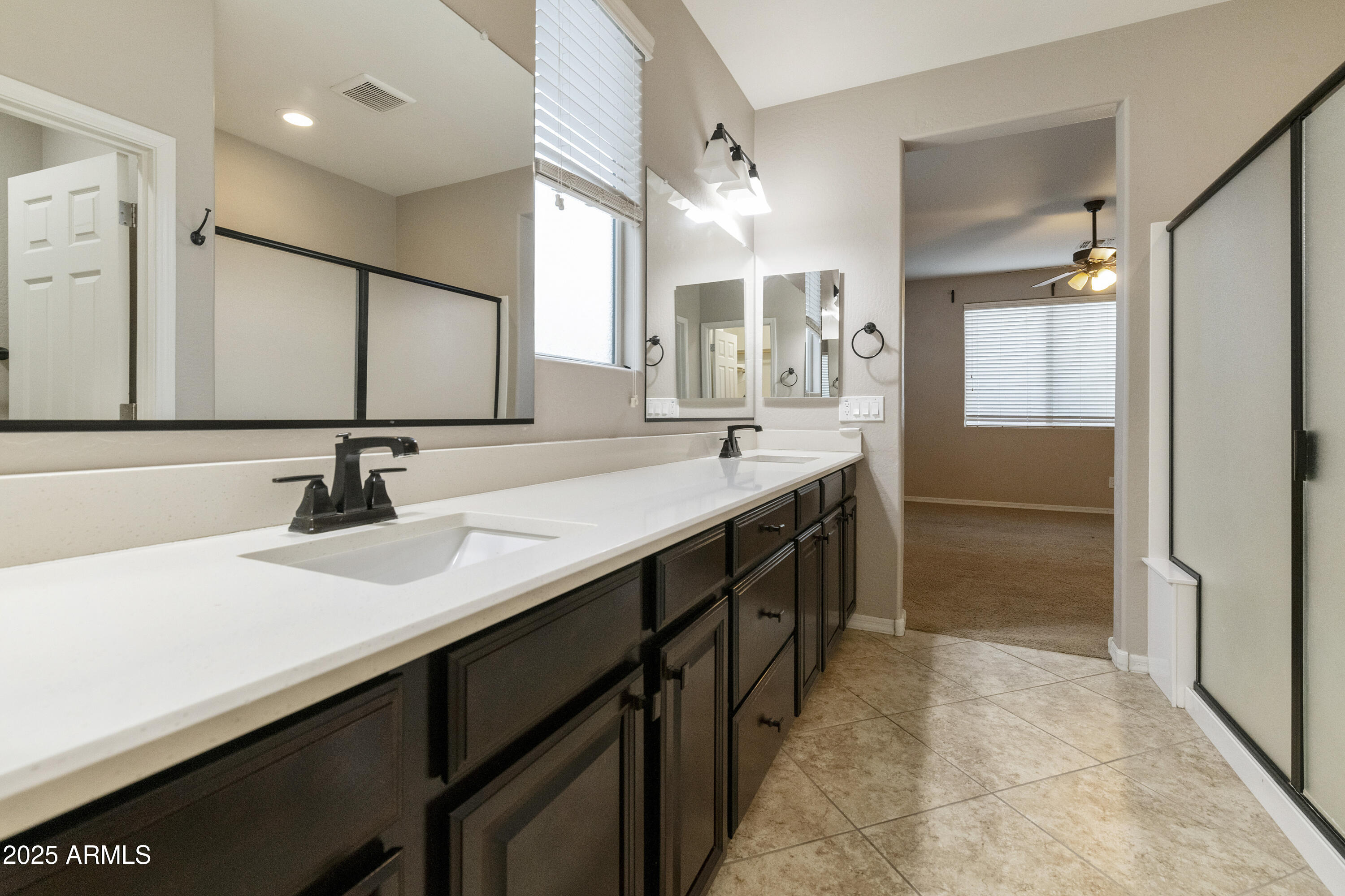 333 N CALLE LARGO --