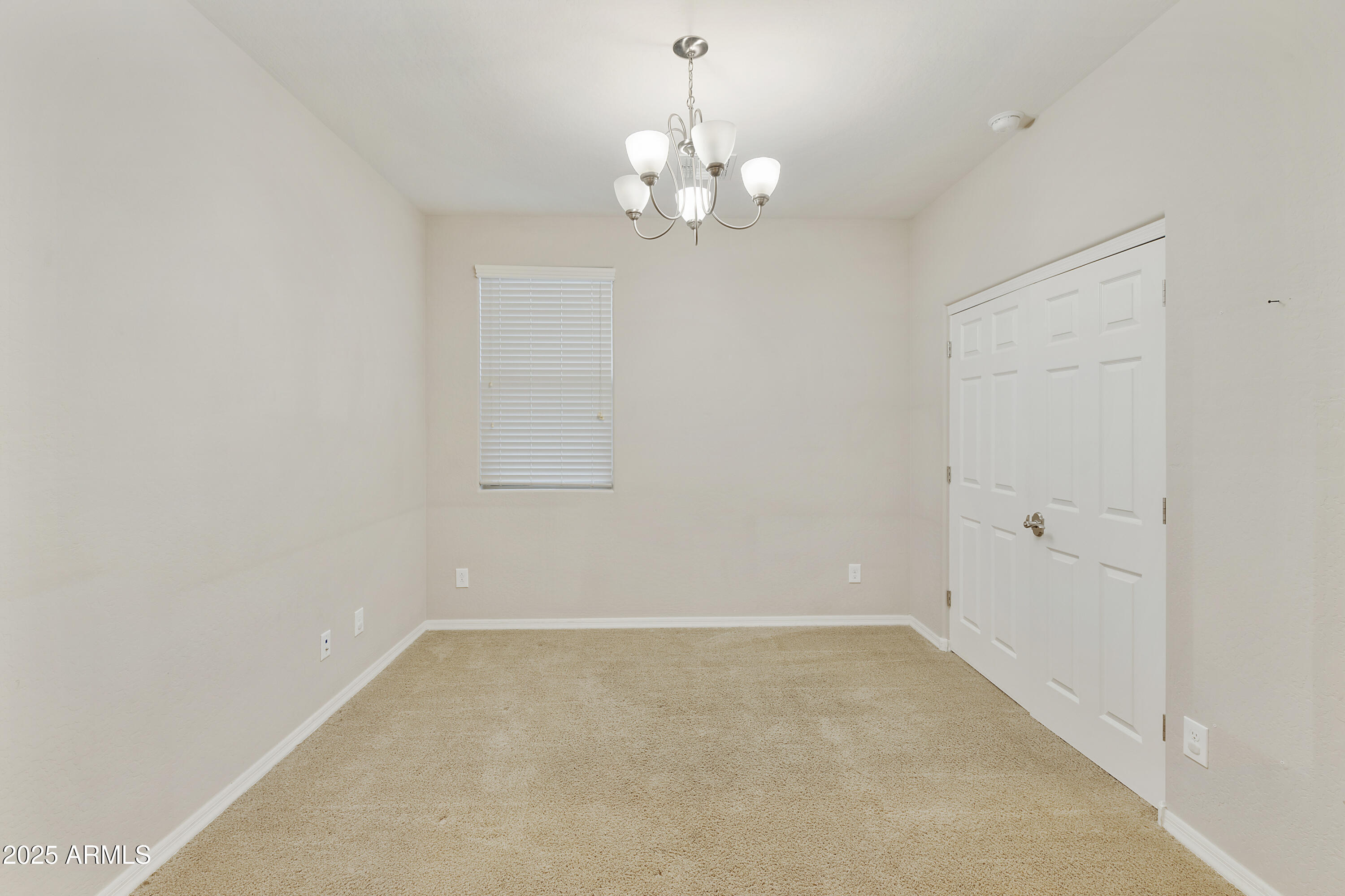 333 N CALLE LARGO --