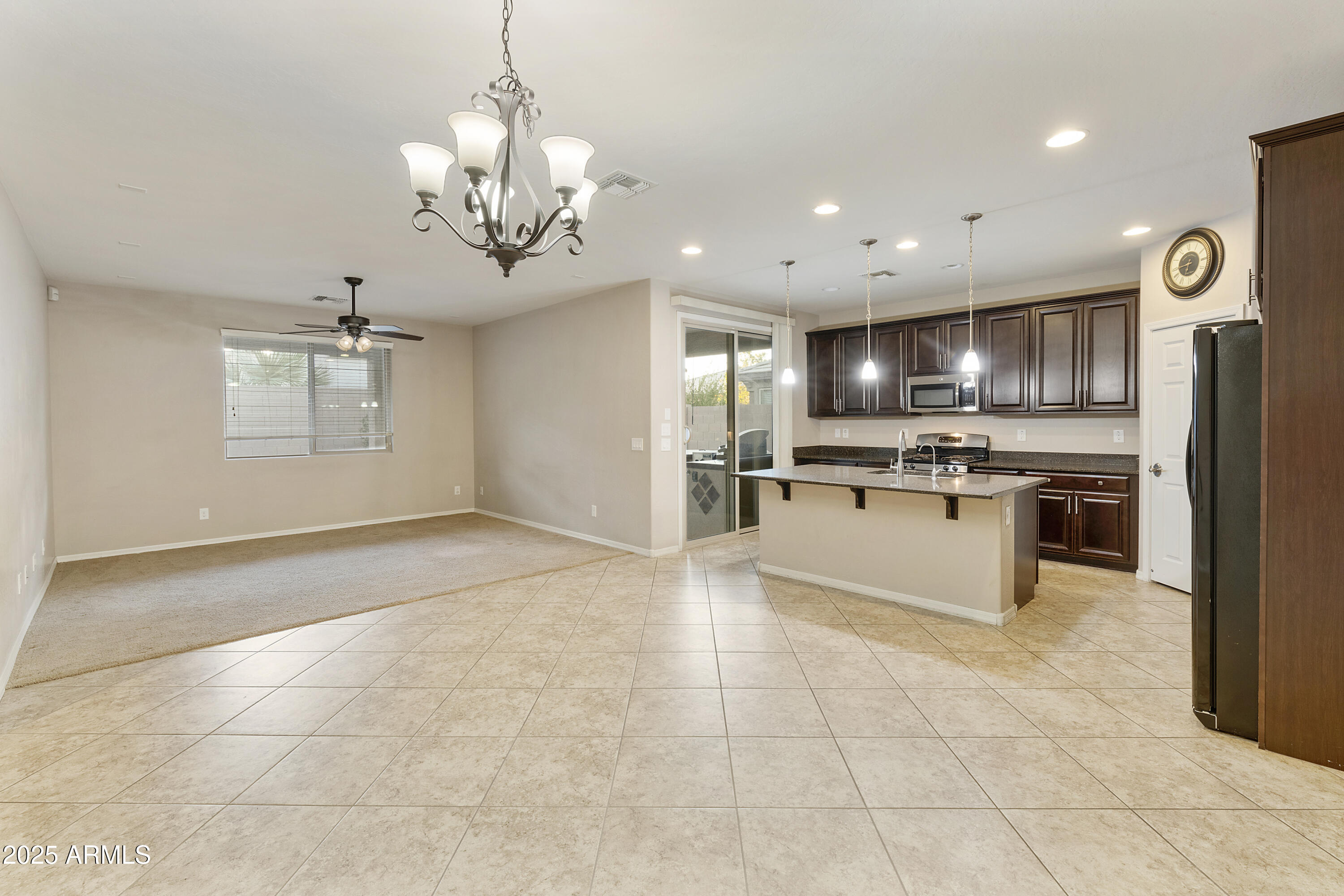 333 N CALLE LARGO --