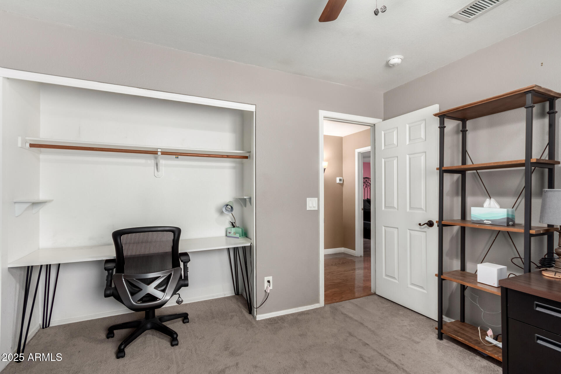 544 W SIERRA MADRE Avenue