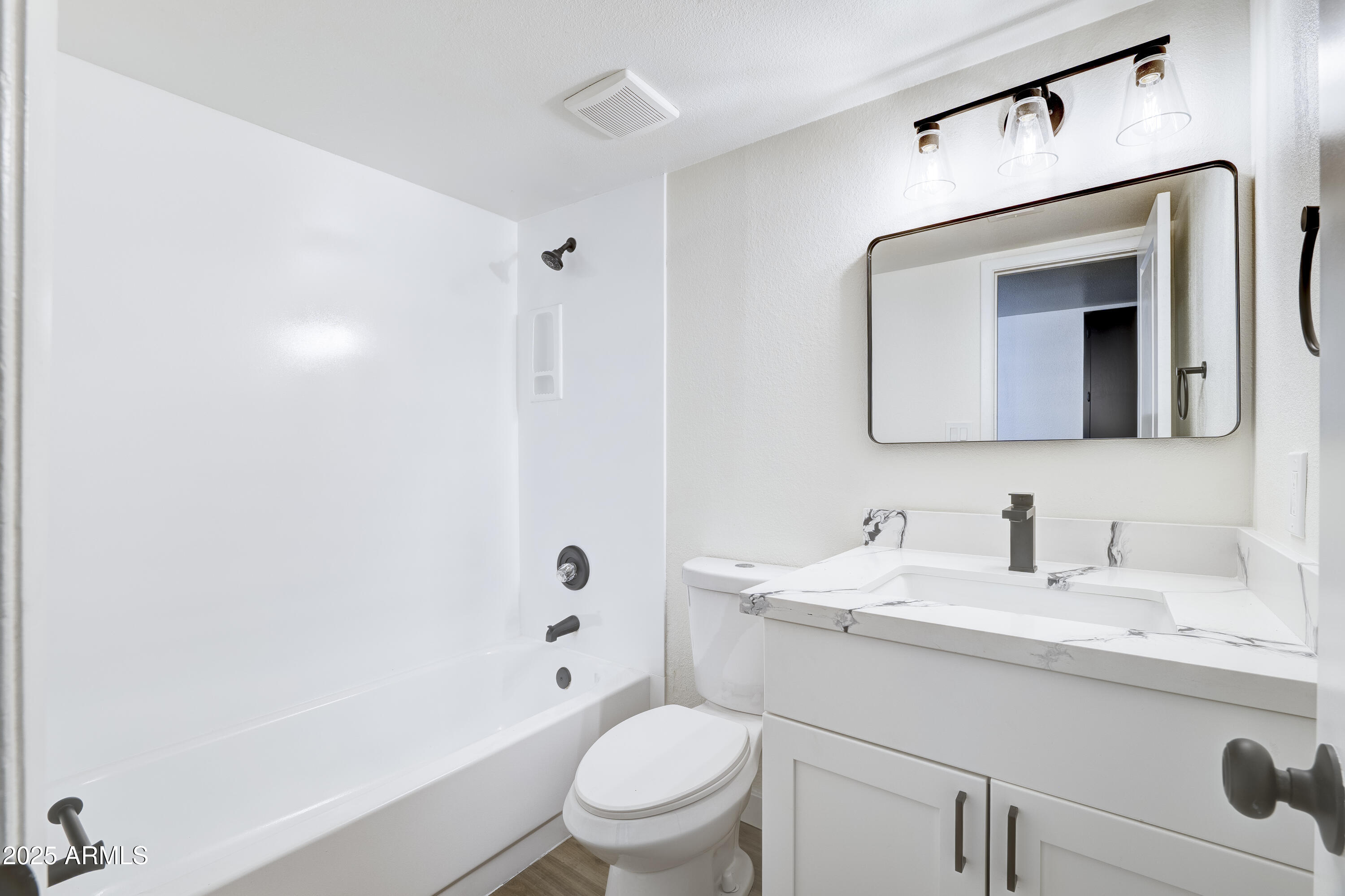 948 S ALMA SCHOOL Road # 160