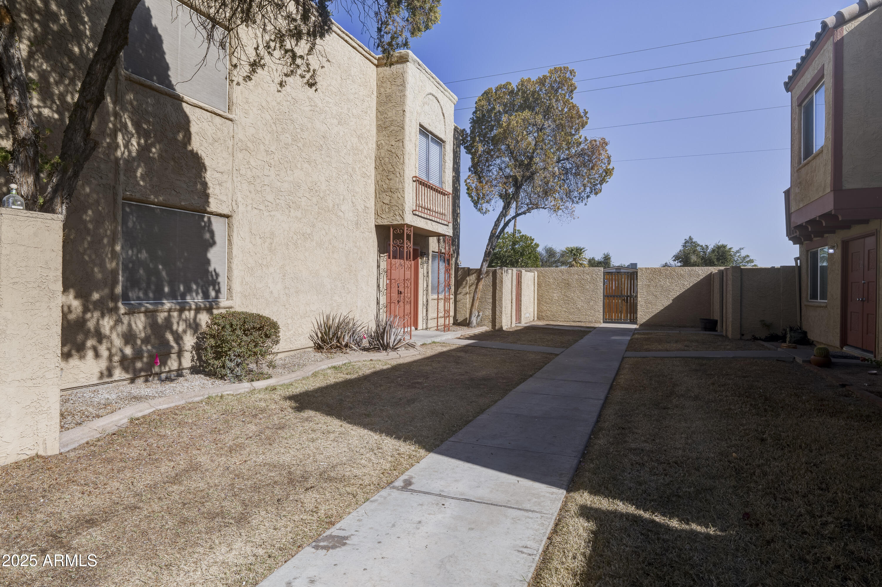 948 S ALMA SCHOOL Road # 160