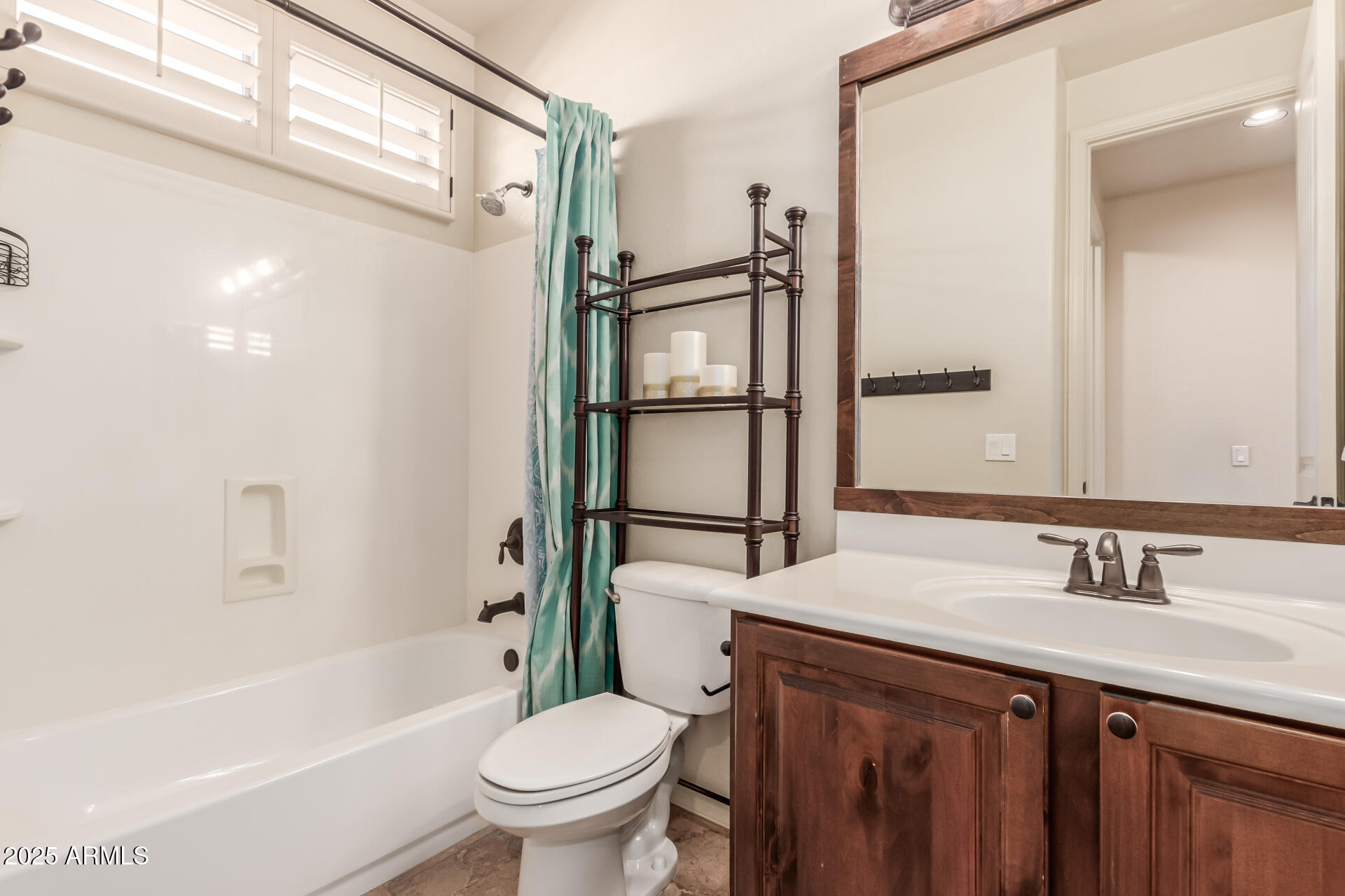 11105 E QUINTANA Avenue