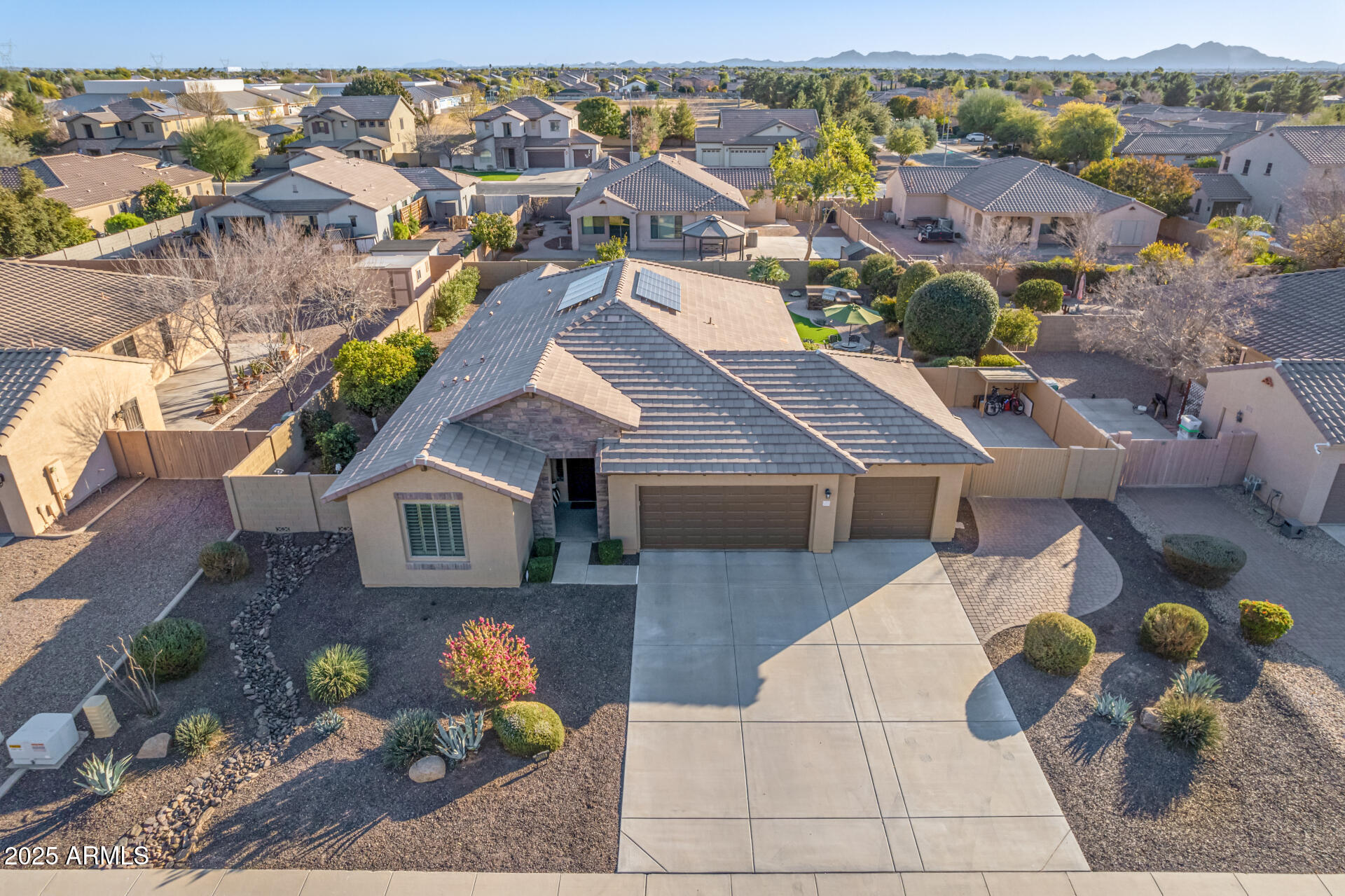 11105 E QUINTANA Avenue